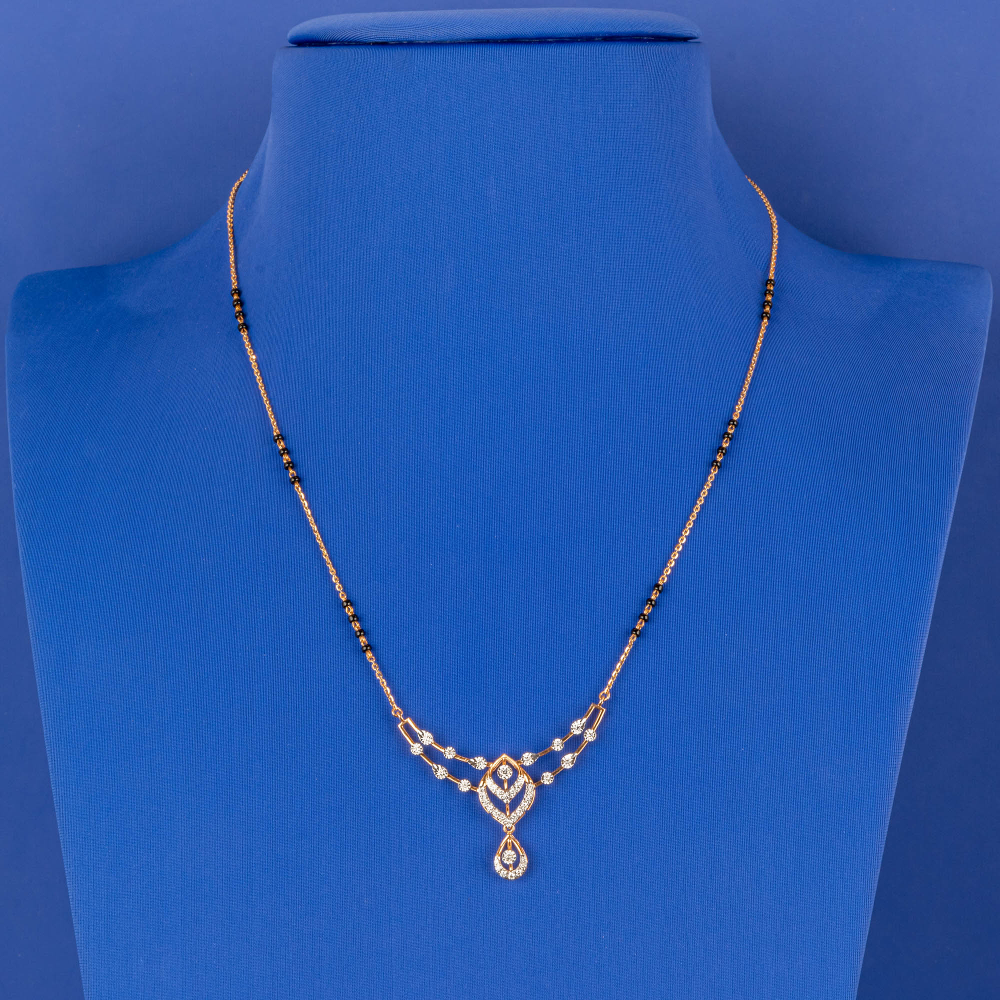 Royal Gleam: Handmade 18K Rose Gold Diamond Mangalsutra Necklace