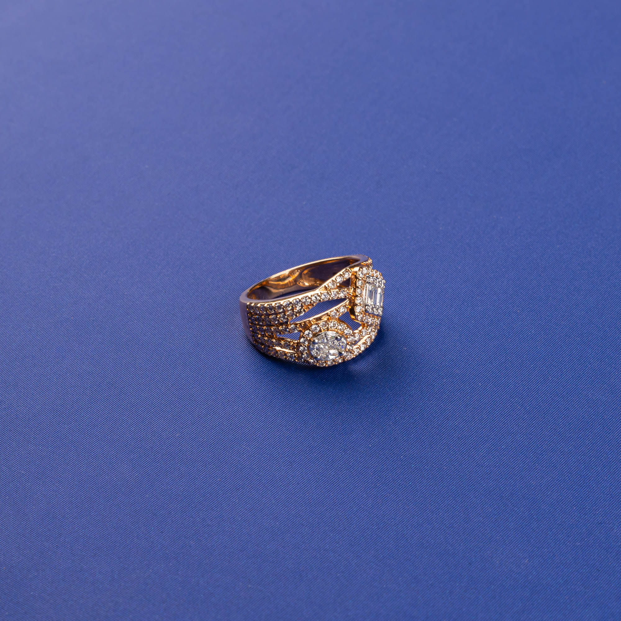 Illuminating Beauty: Handmade 18K Yellow/White Gold Diamond Ring