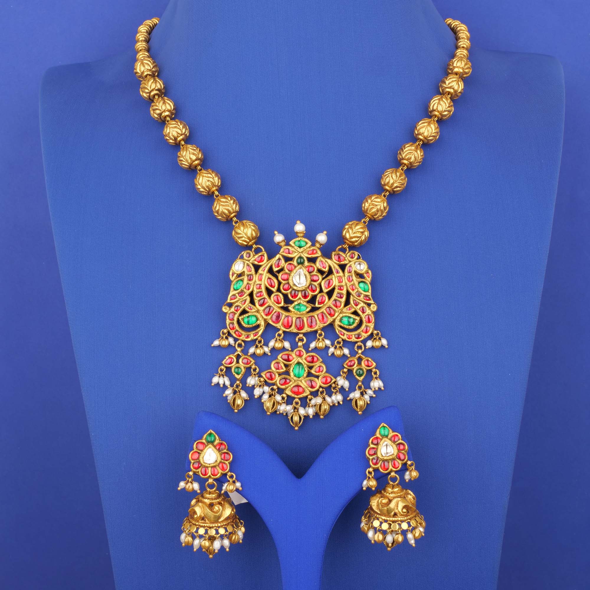 22K 'Antique' Polki Diamond Necklace Earring Set