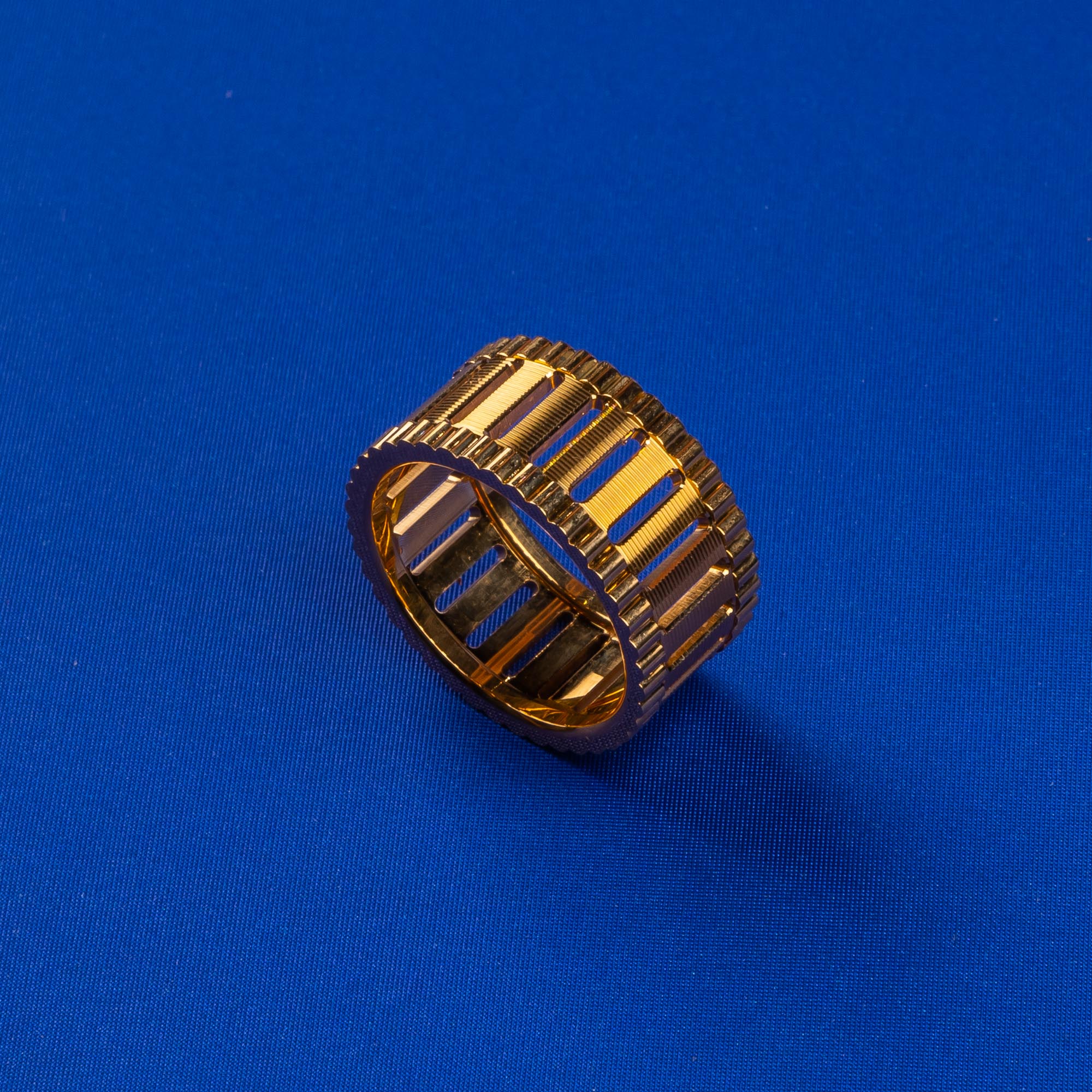 Radiant Two-Tone 22K Gold Ring