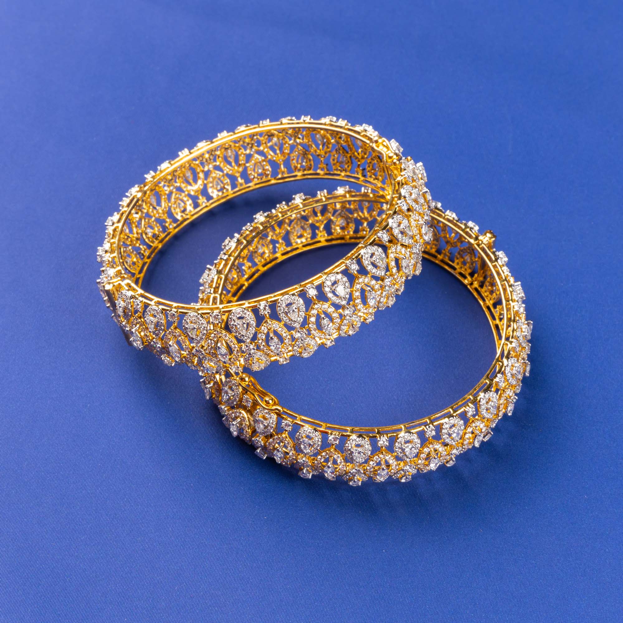 White Gold Luster: Handmade 18K WG Diamond Bracelet