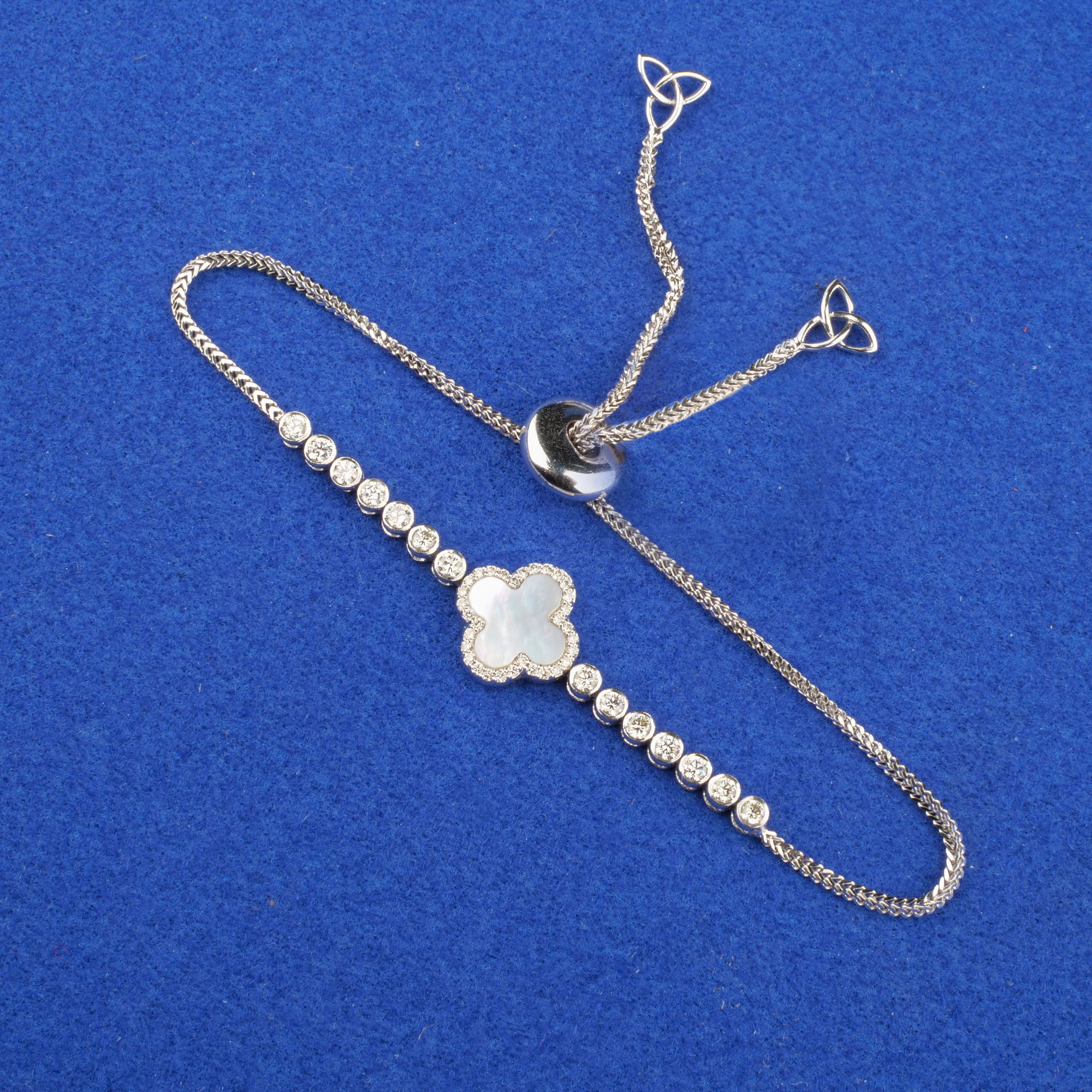 18K White Gold Diamond Mother of Pearl Bracelet