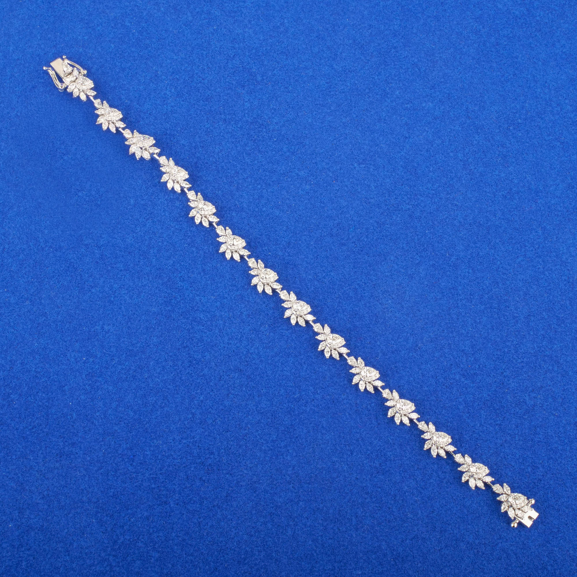 18K White Gold Diamond Bracelet