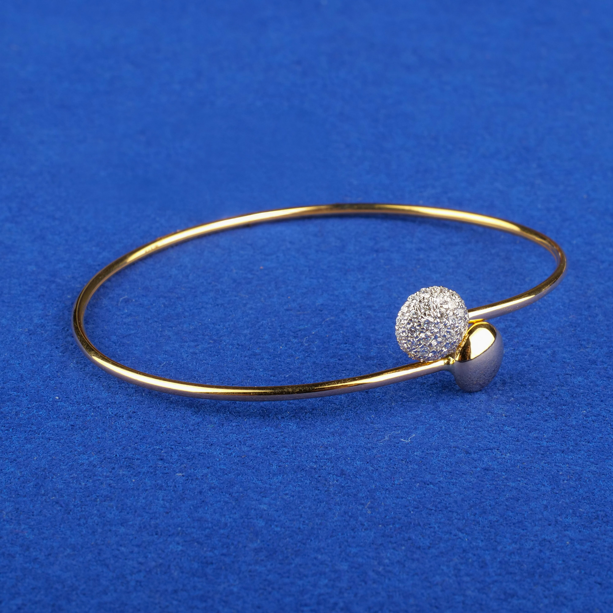 18K Yellow Gold Diamond Bangle/Bracelet