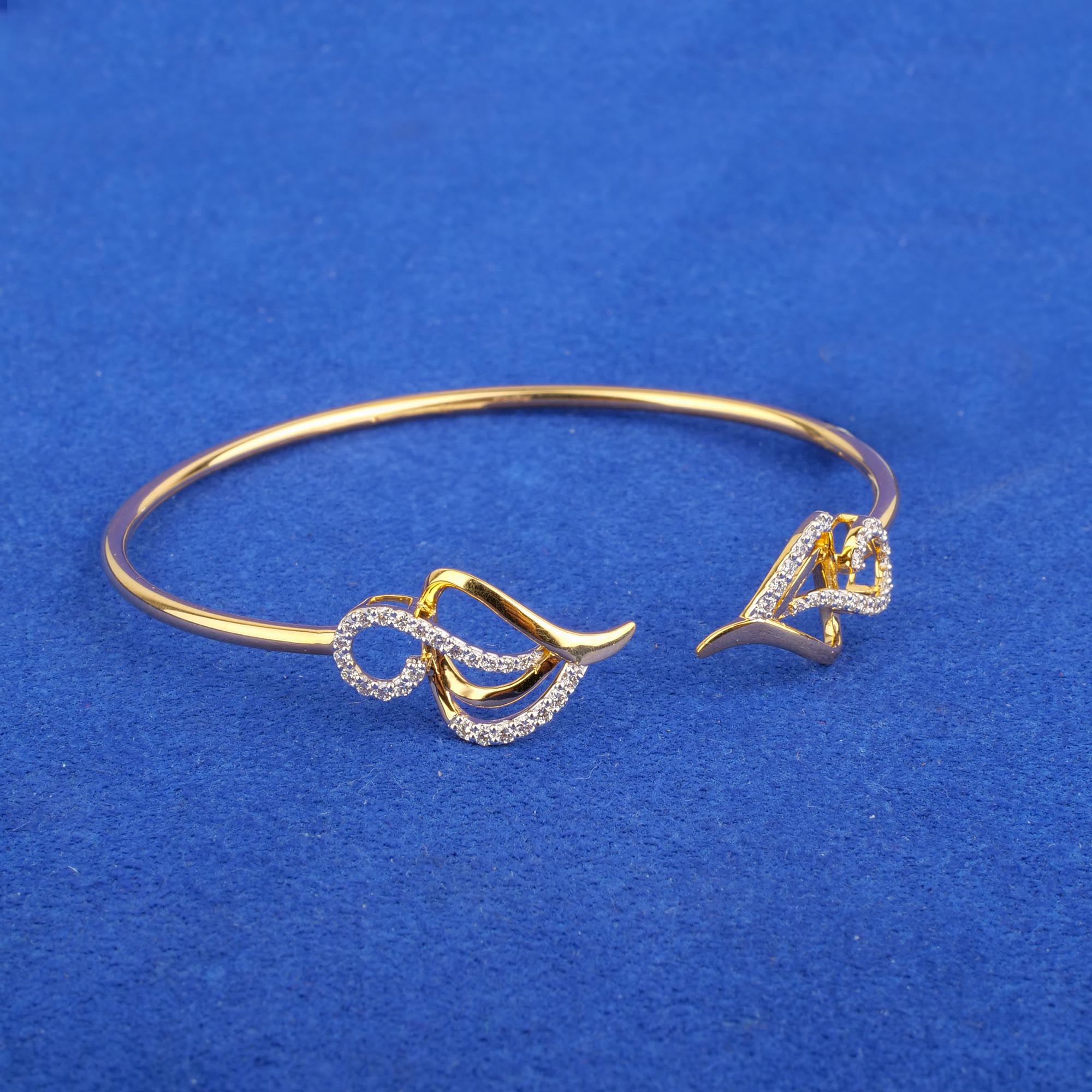 18K Yellow Gold Diamond Bangle/Bracelet