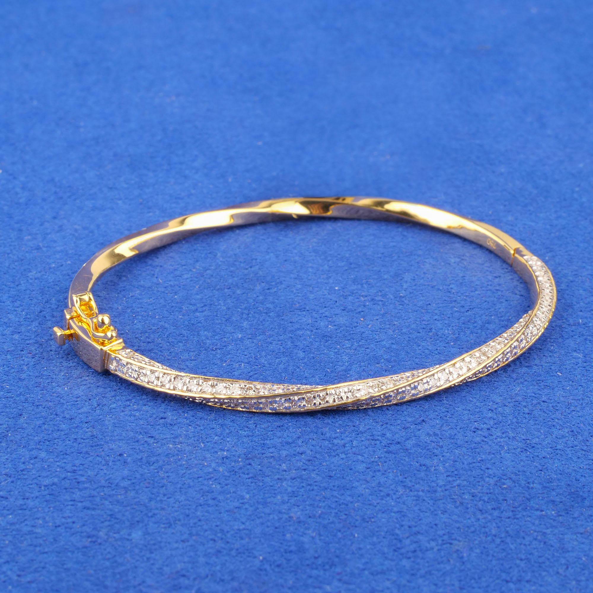 18K Yellow Gold Diamond Bangle/Bracelet