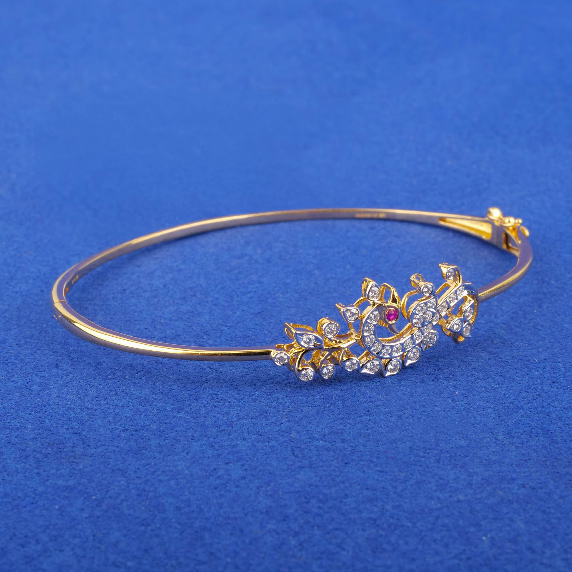 18K Yellow Gold Diamond 'Peacock' Bangle/Bracelet