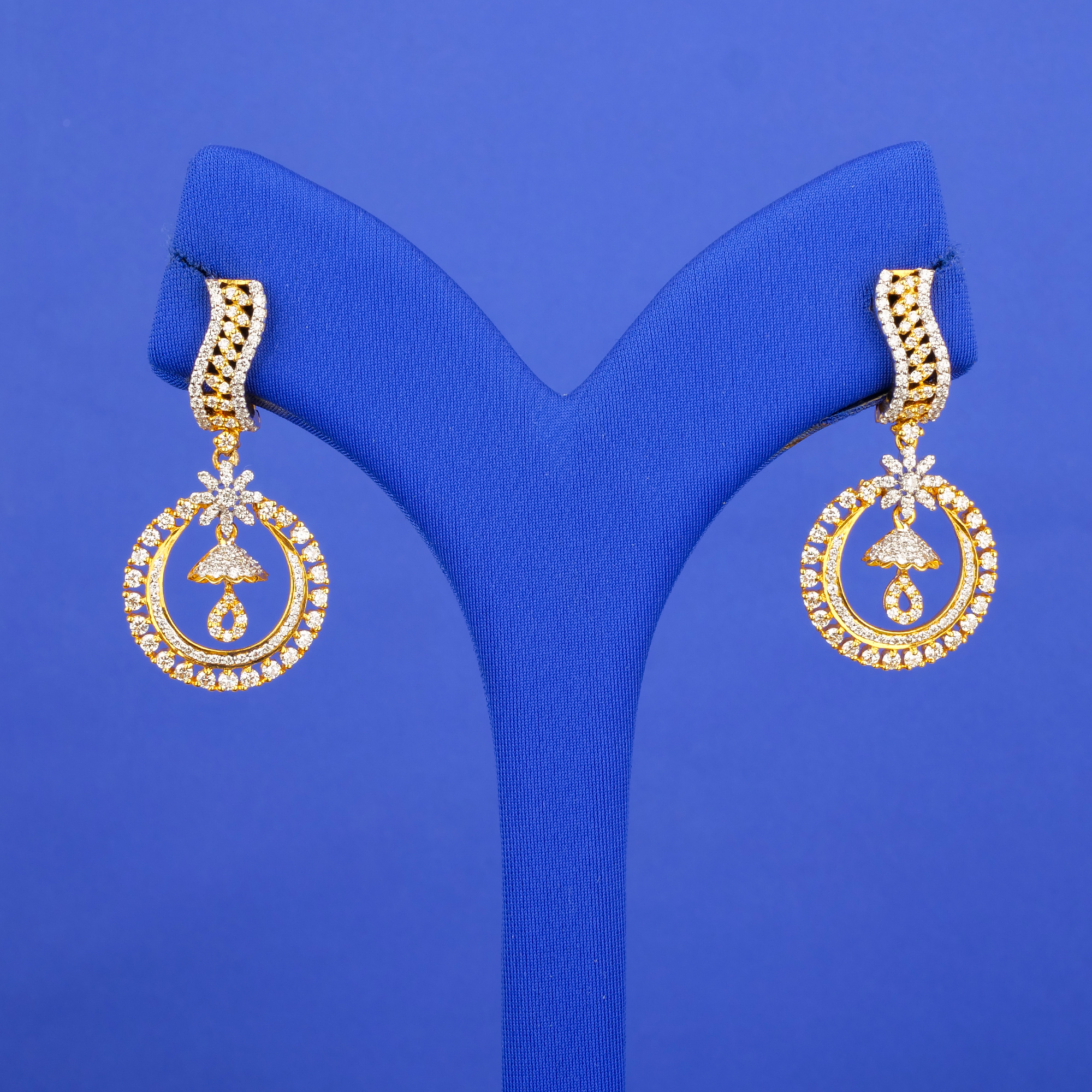 18K YG Diamond Earrings