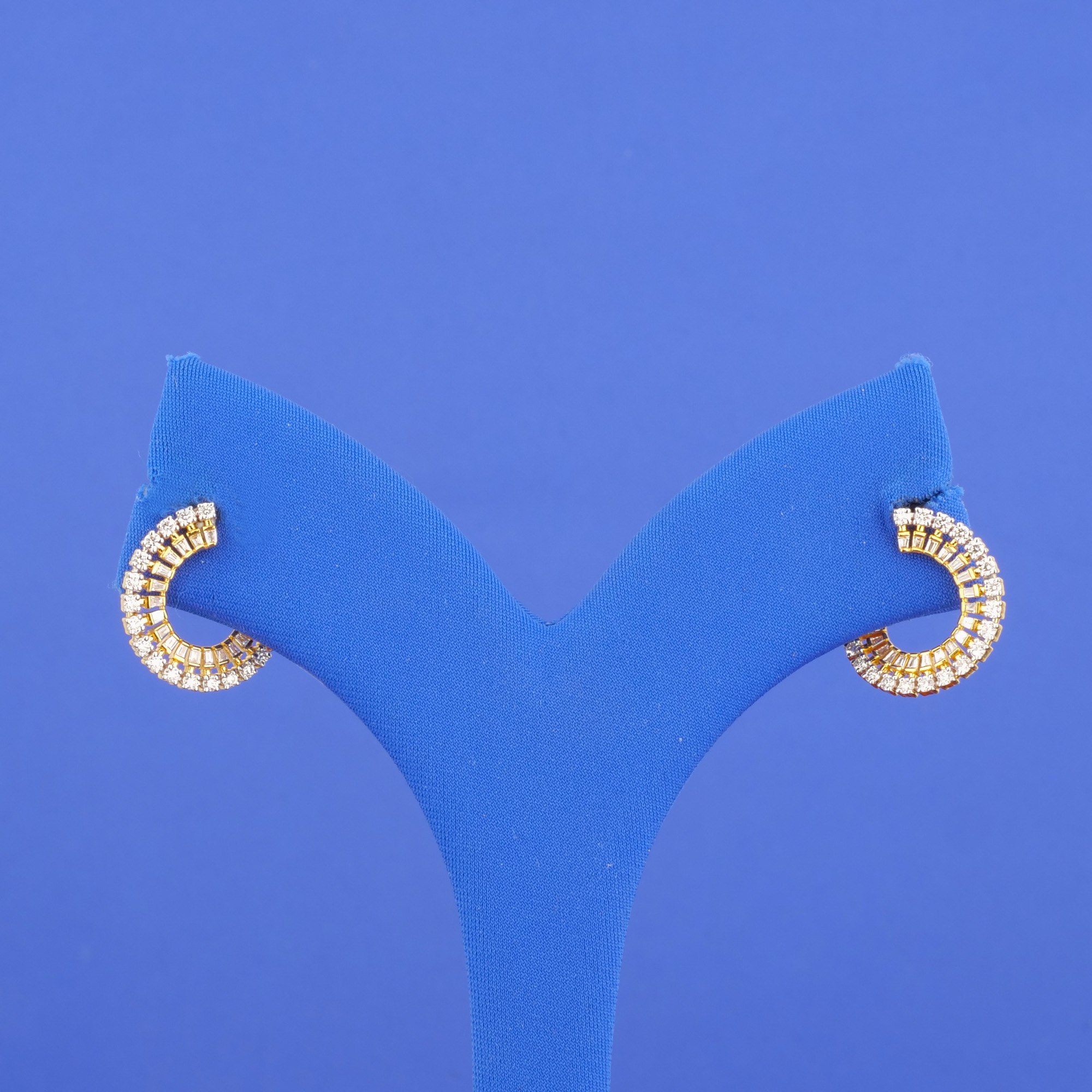 18K Yellow Gold Diamond Earrings