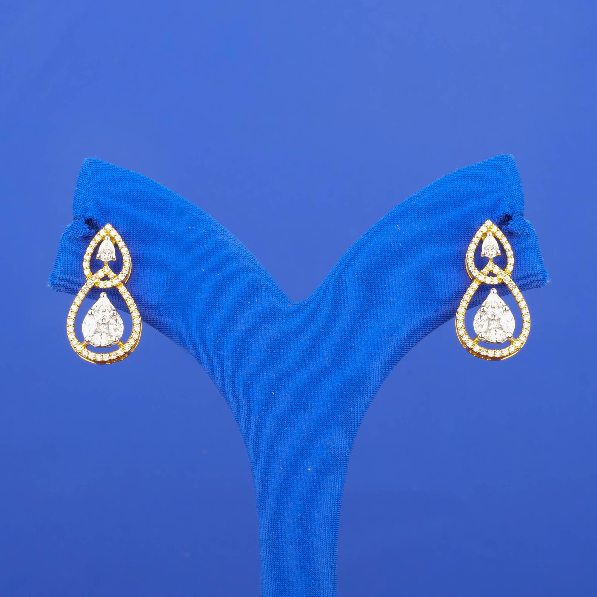 18K Yellow Gold Diamond 'Drop' Earrings