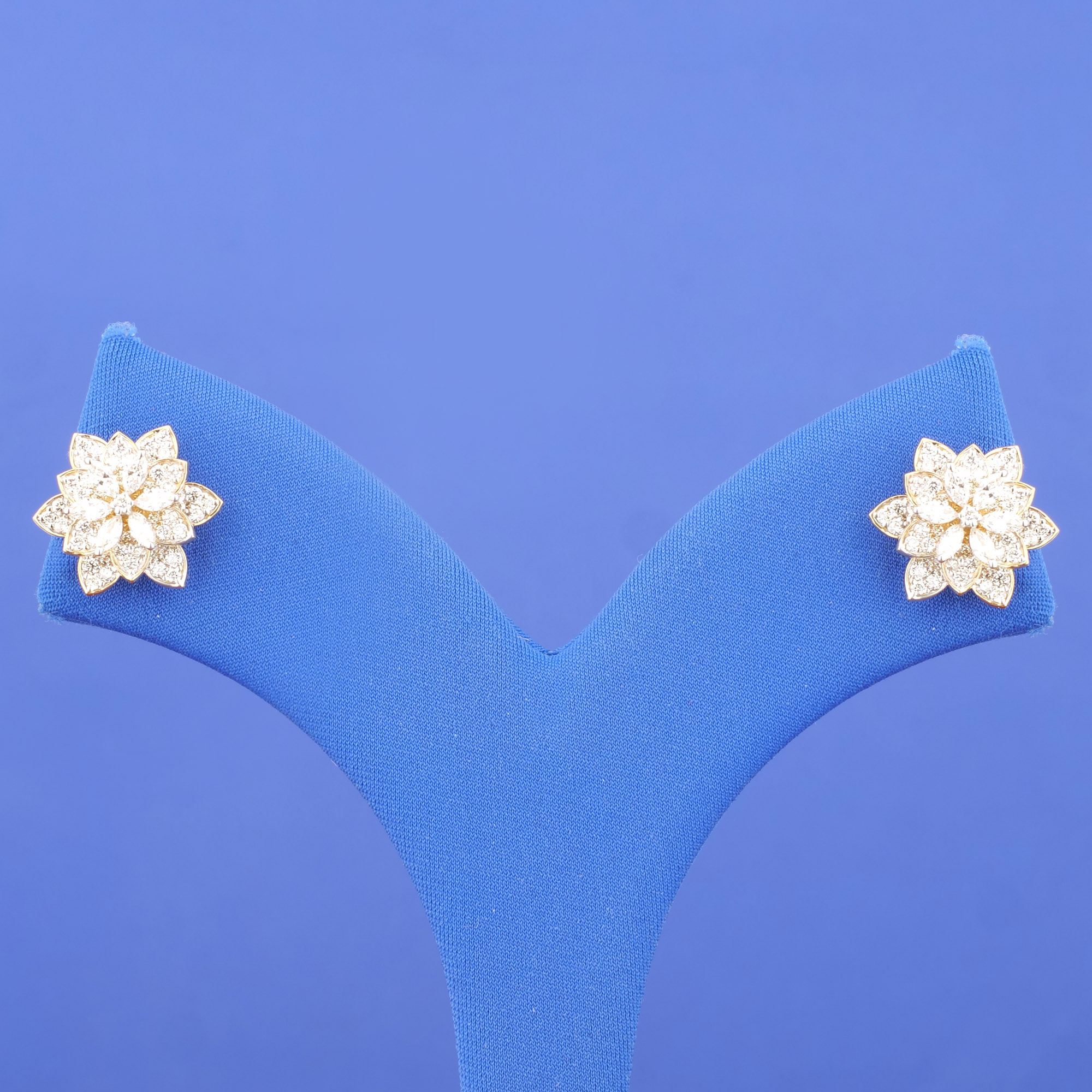 18K Yellow Gold Diamond Earrings (Cat. #19E)