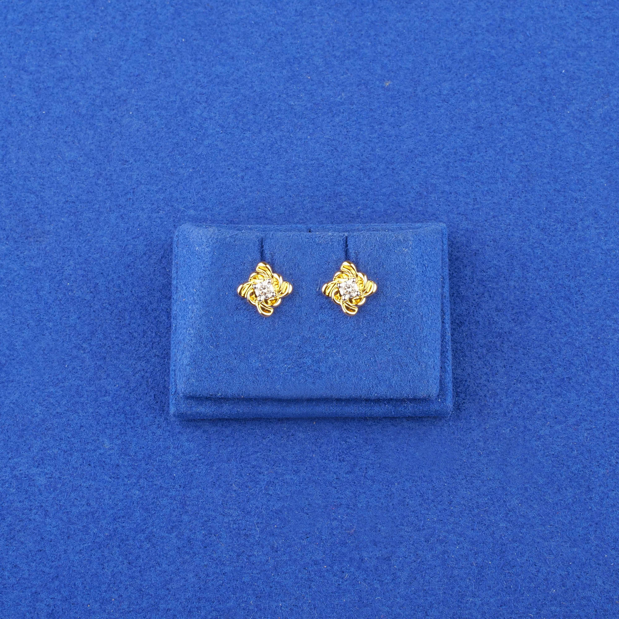 18K Yellow Gold Baby Diamond Earrings