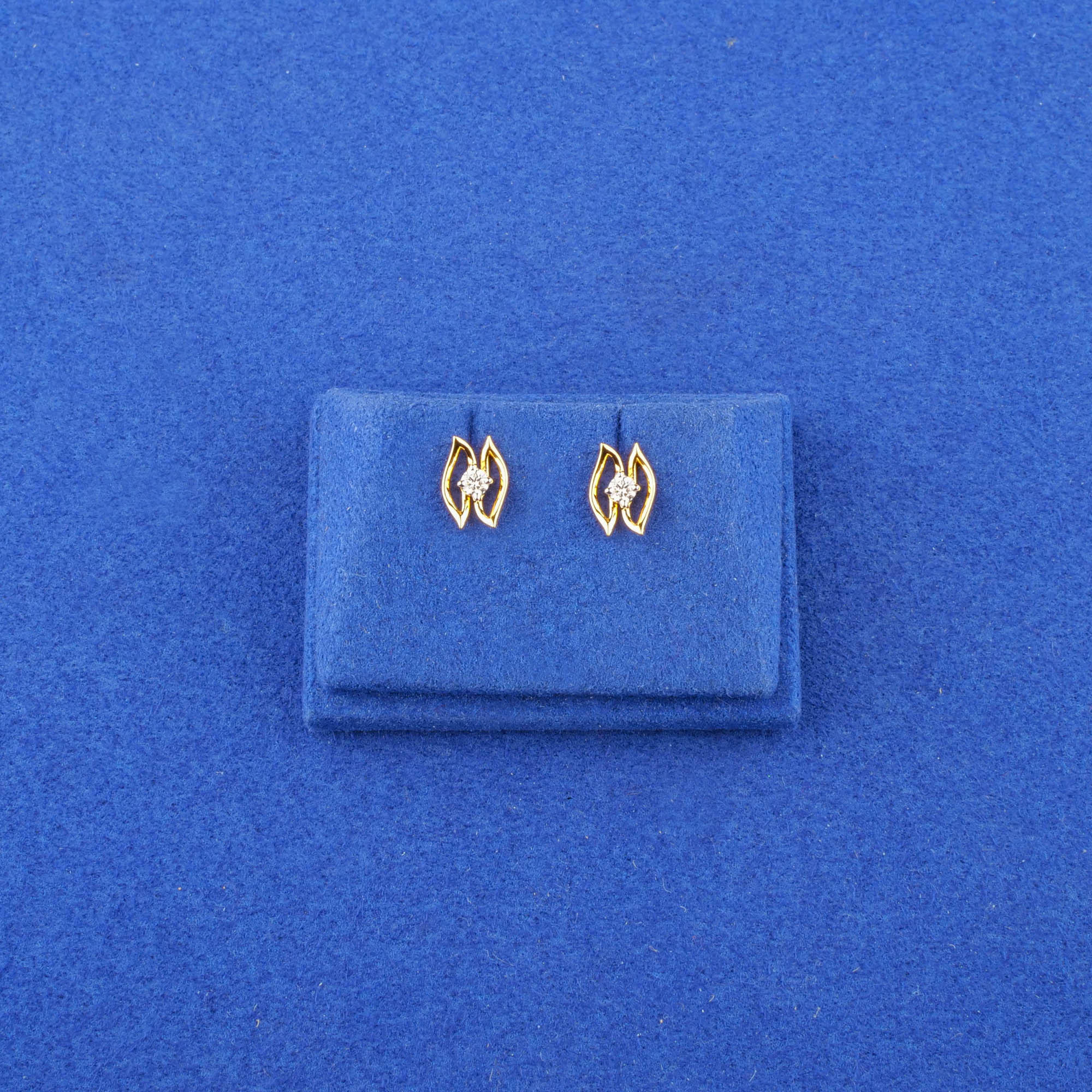 18K Yellow Gold Baby Diamond Earrings