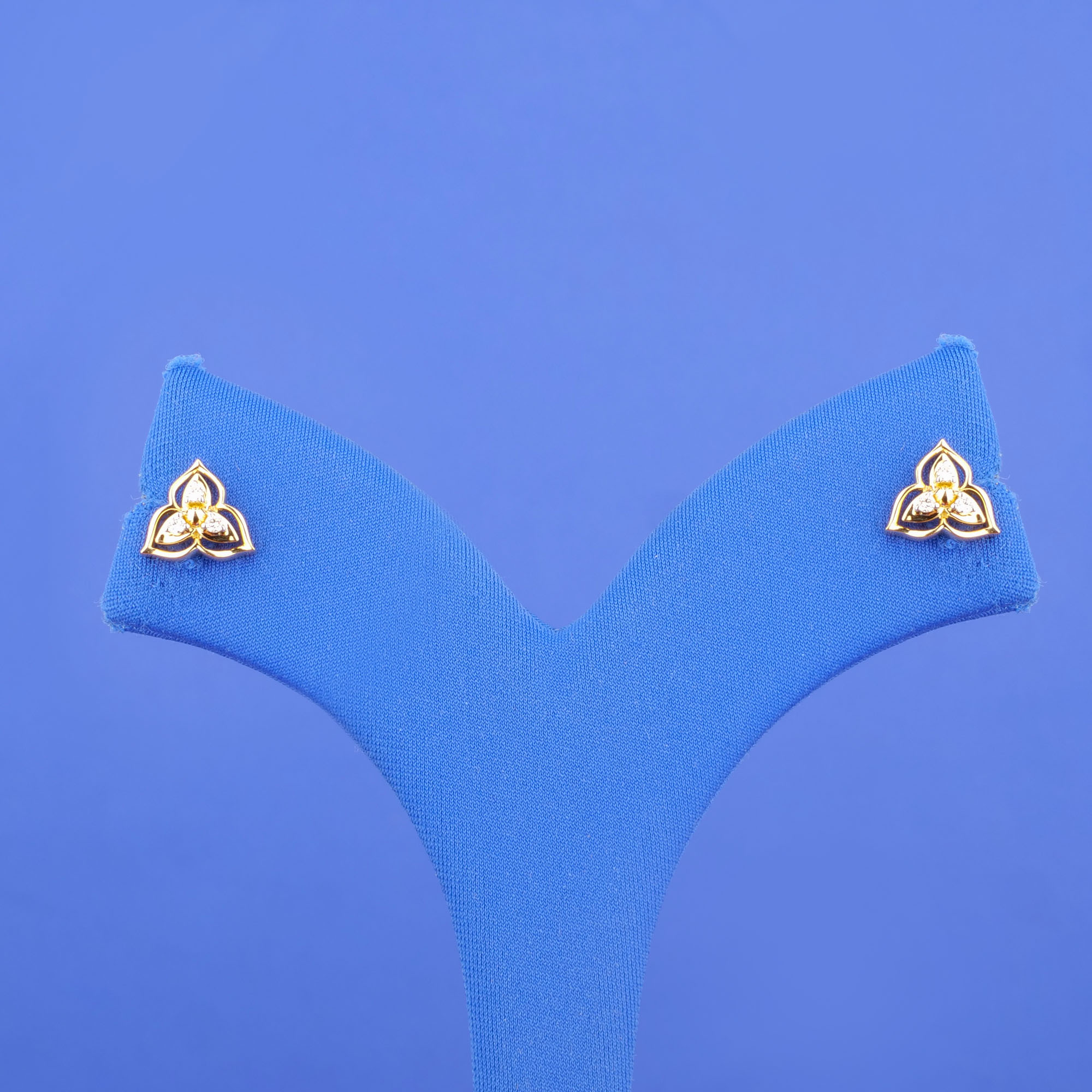 18K Yellow Gold Diamond Earrings