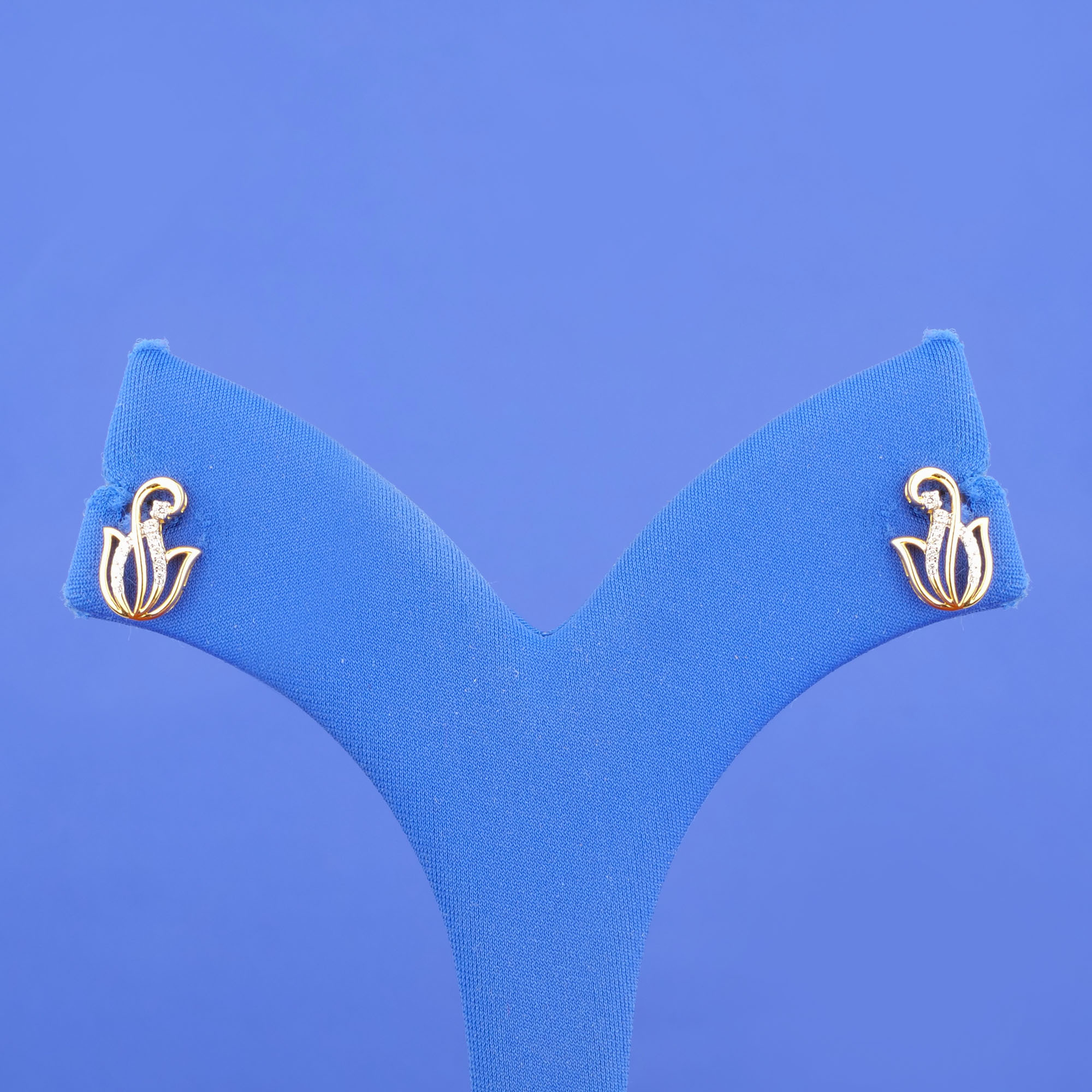 18K Yellow Gold Diamond Earrings