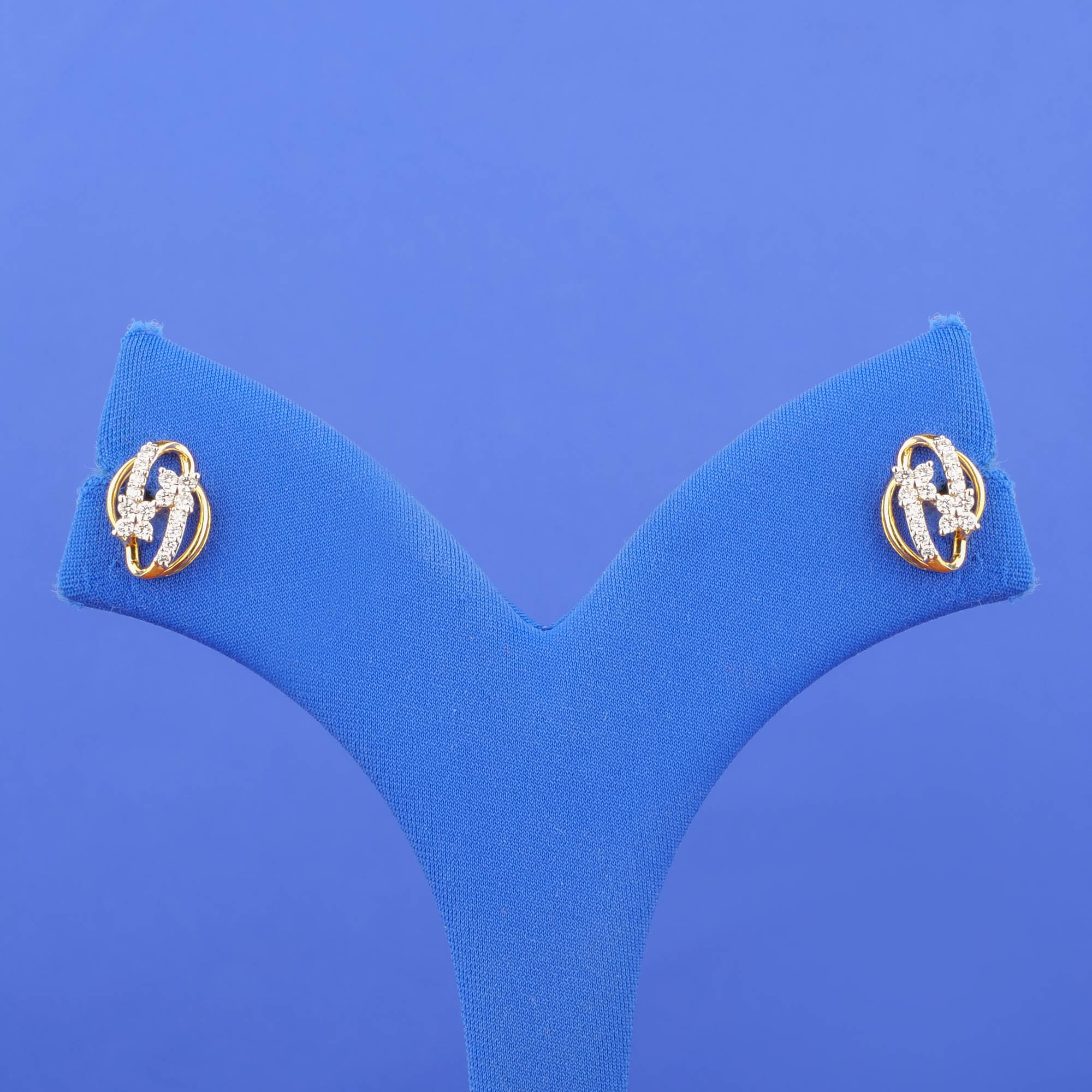 18K Yellow Gold Diamond Earrings
