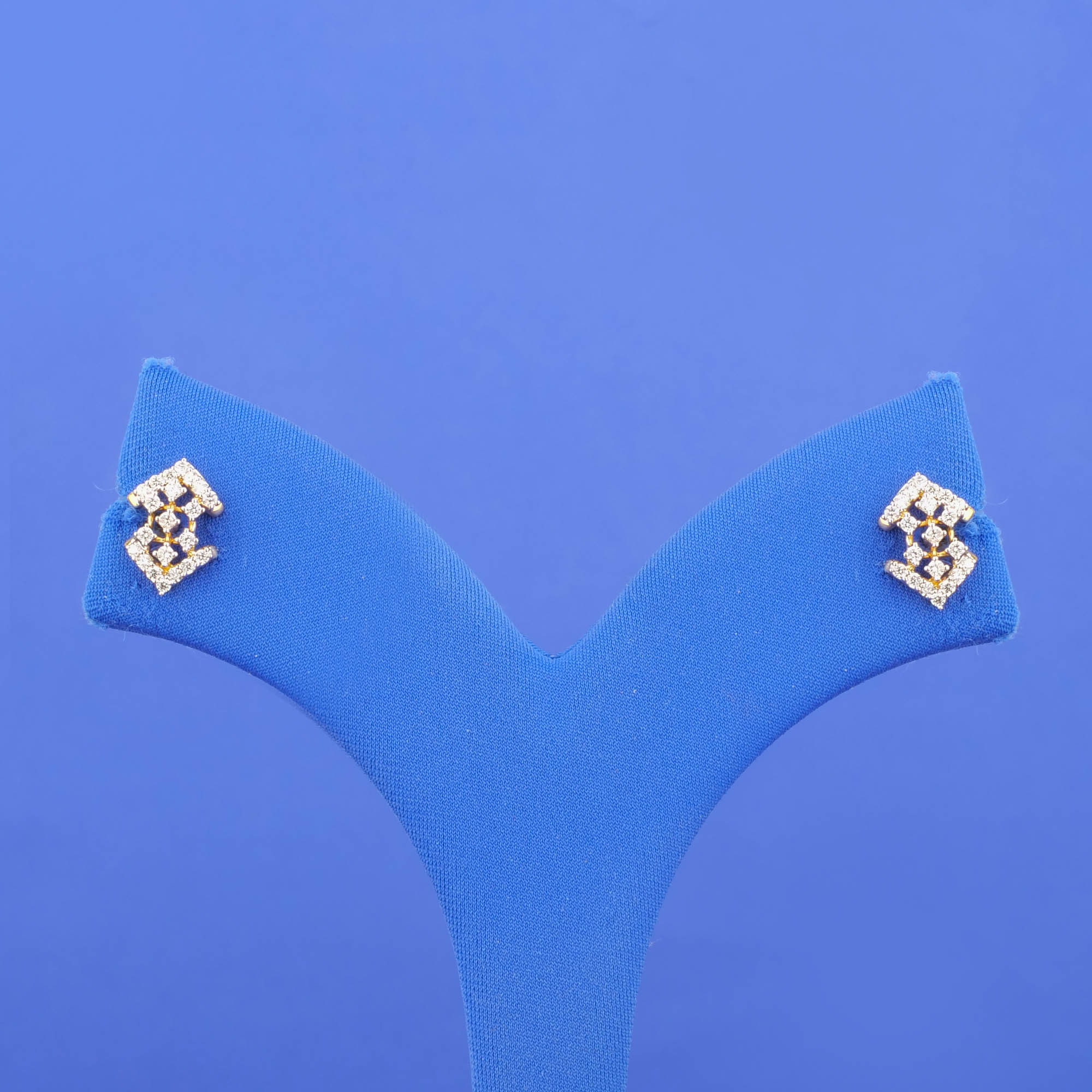 18K Yellow Gold Diamond Earrings