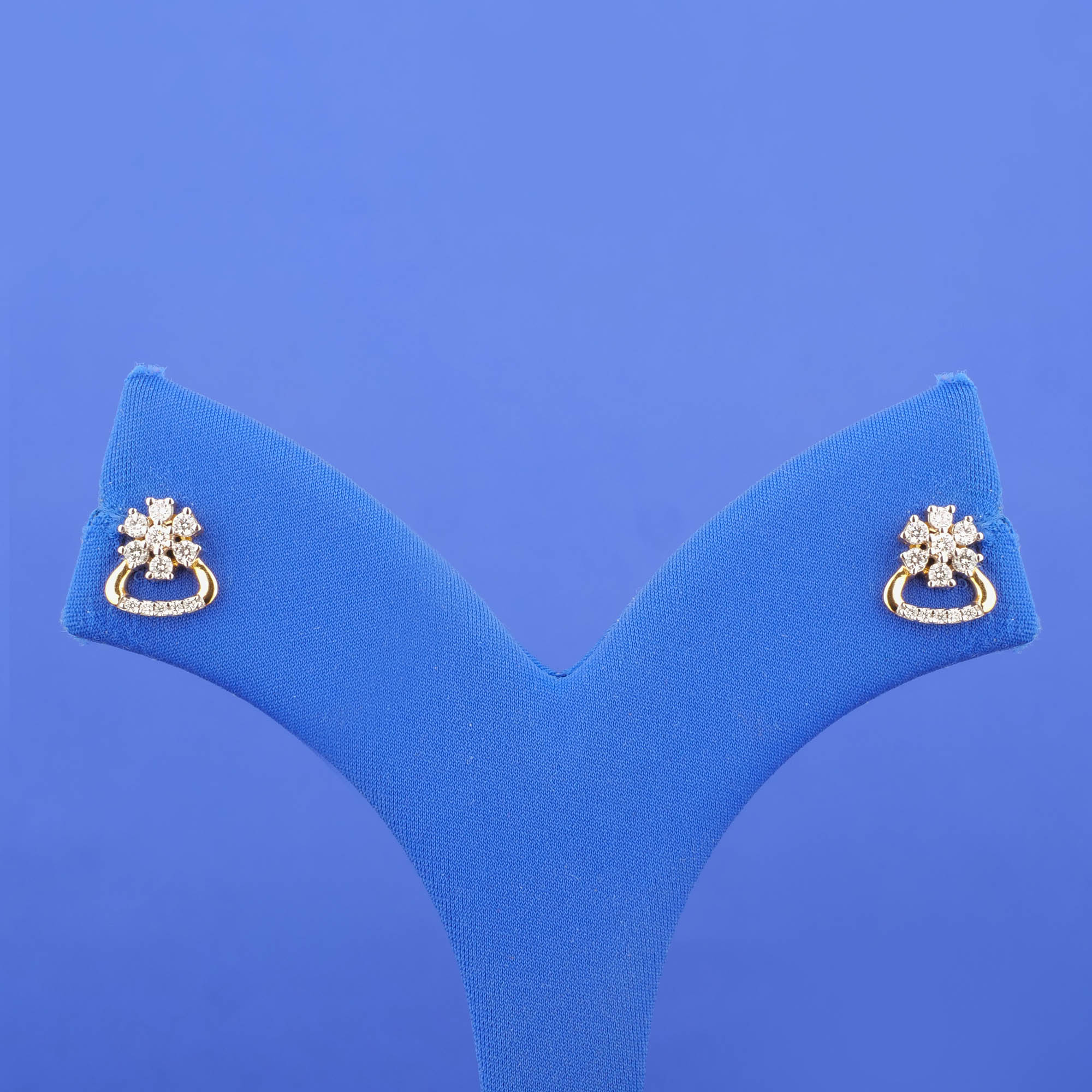 18K Yellow Gold Diamond Earrings