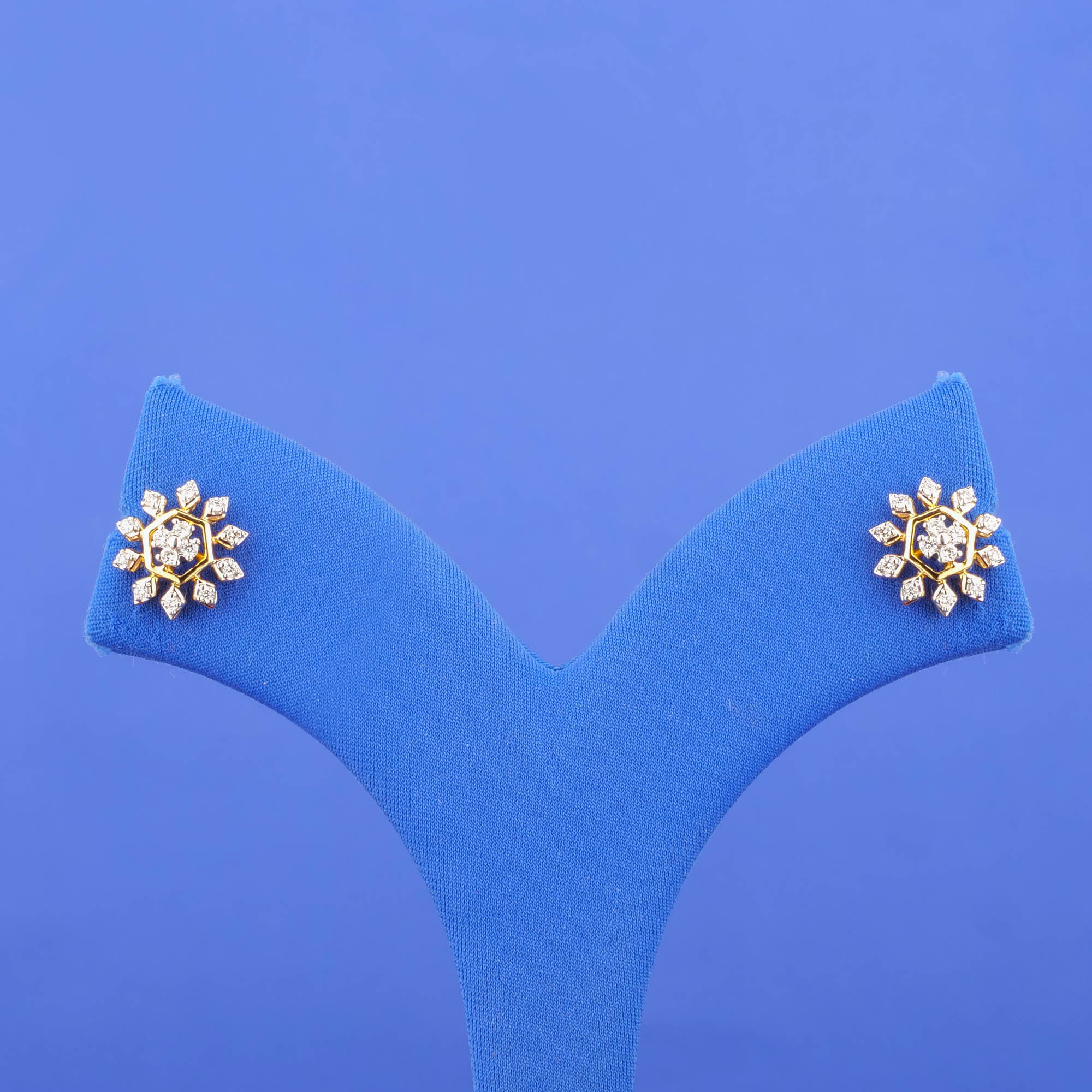 18K Yellow Gold Diamond Earrings