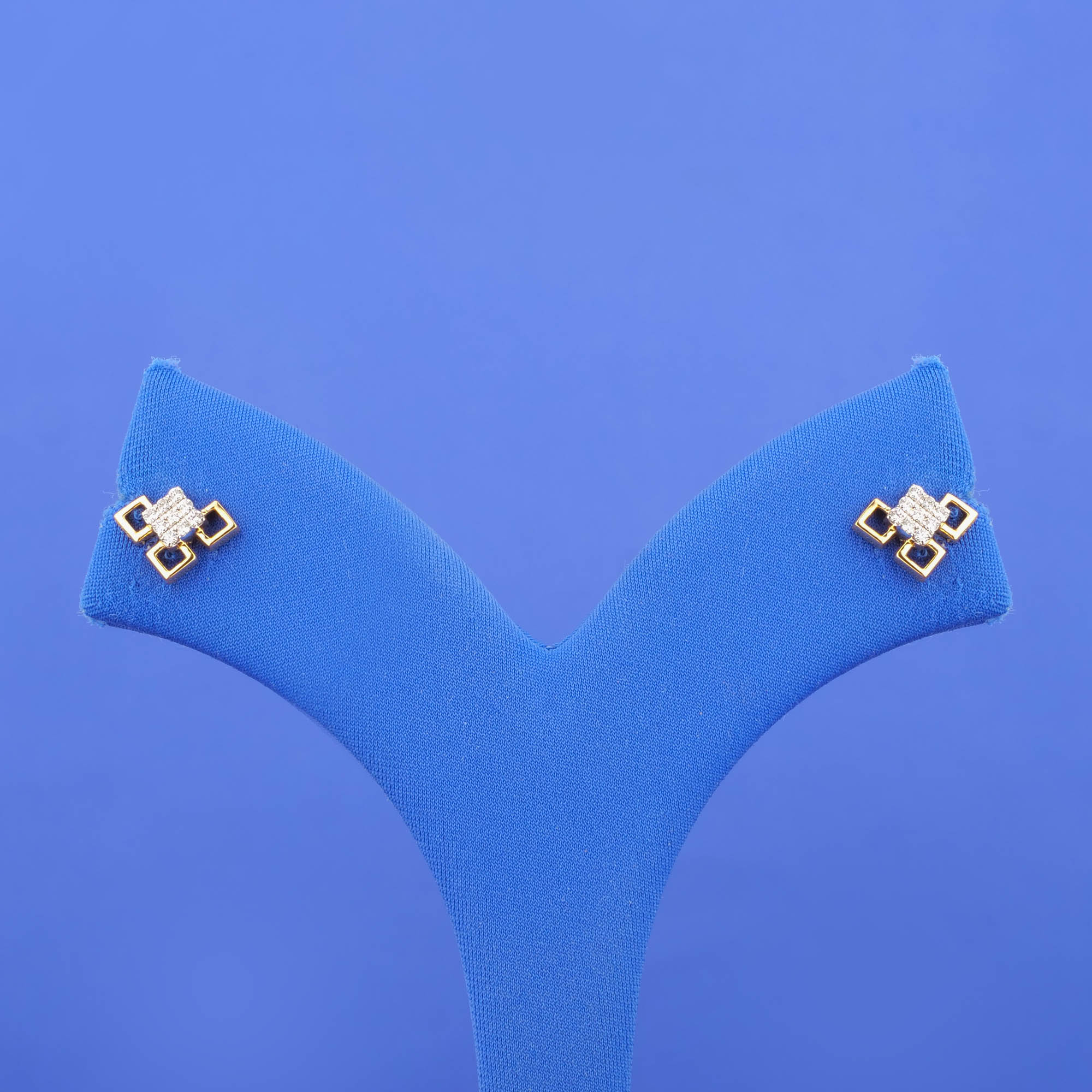 18K Yellow Gold Diamond Earrings