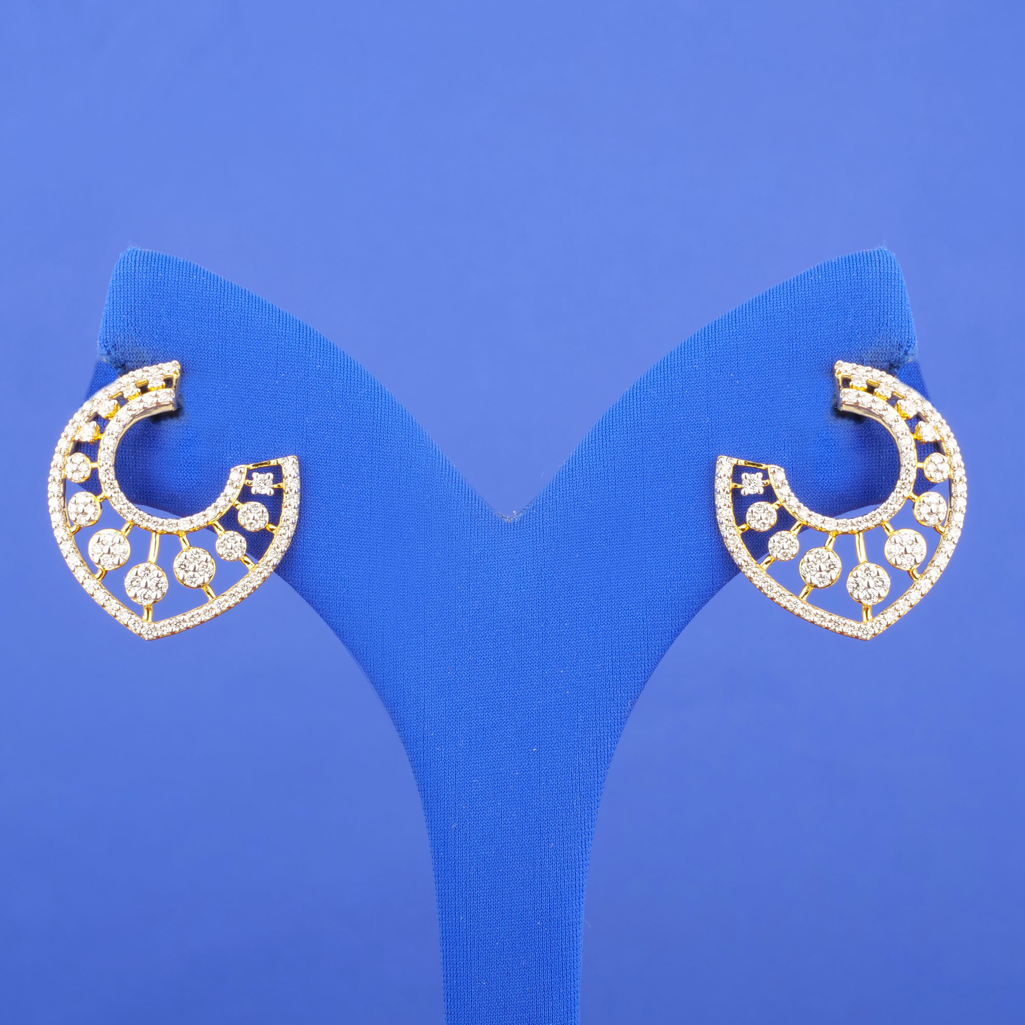 18K Yellow Gold Diamond Earrings