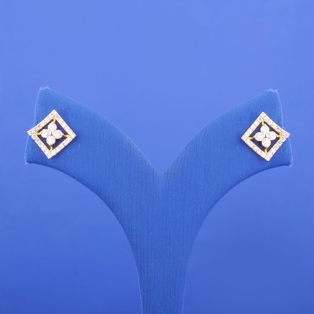 18K Yellow Gold Diamond Earrings