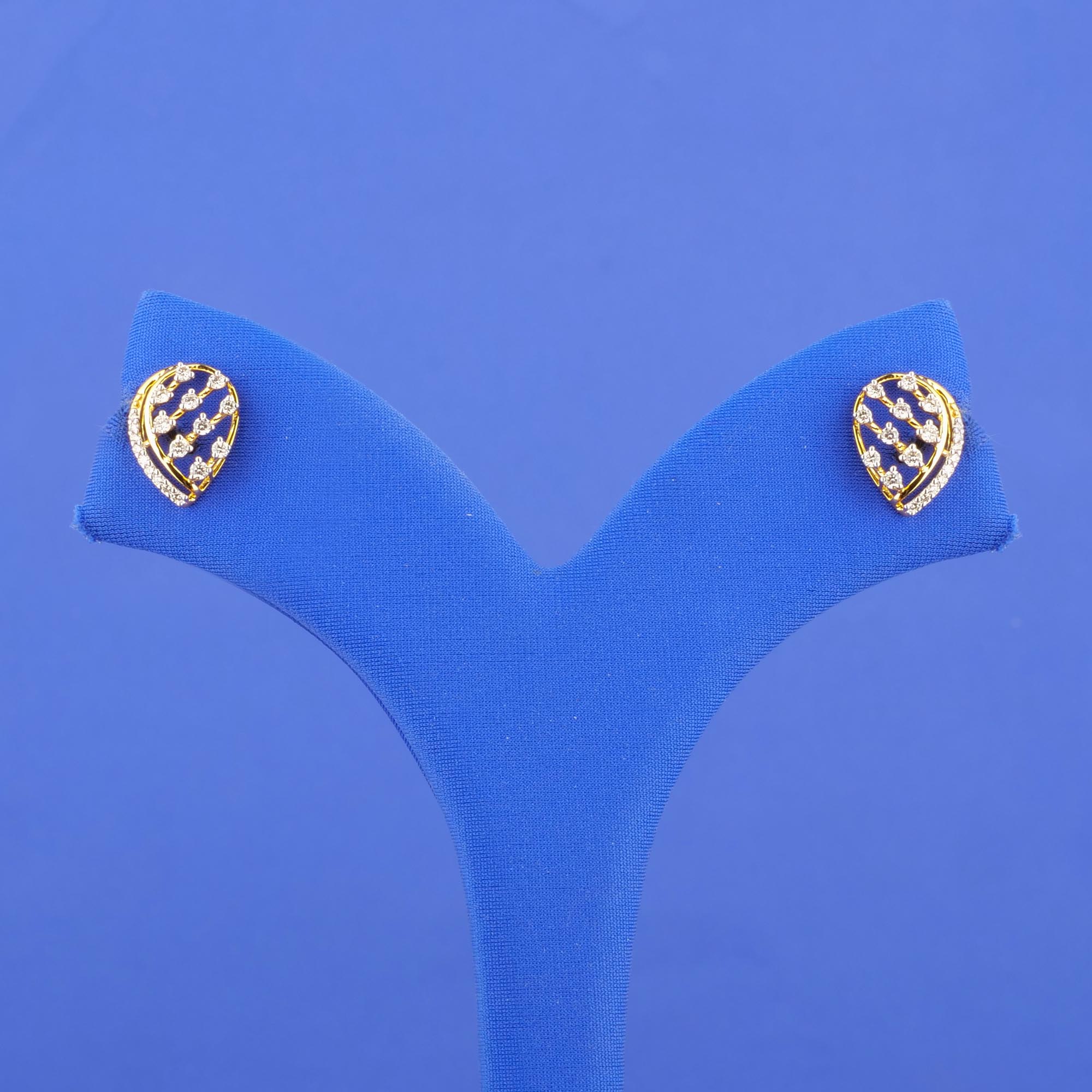18K Yellow Gold Diamond Earrings