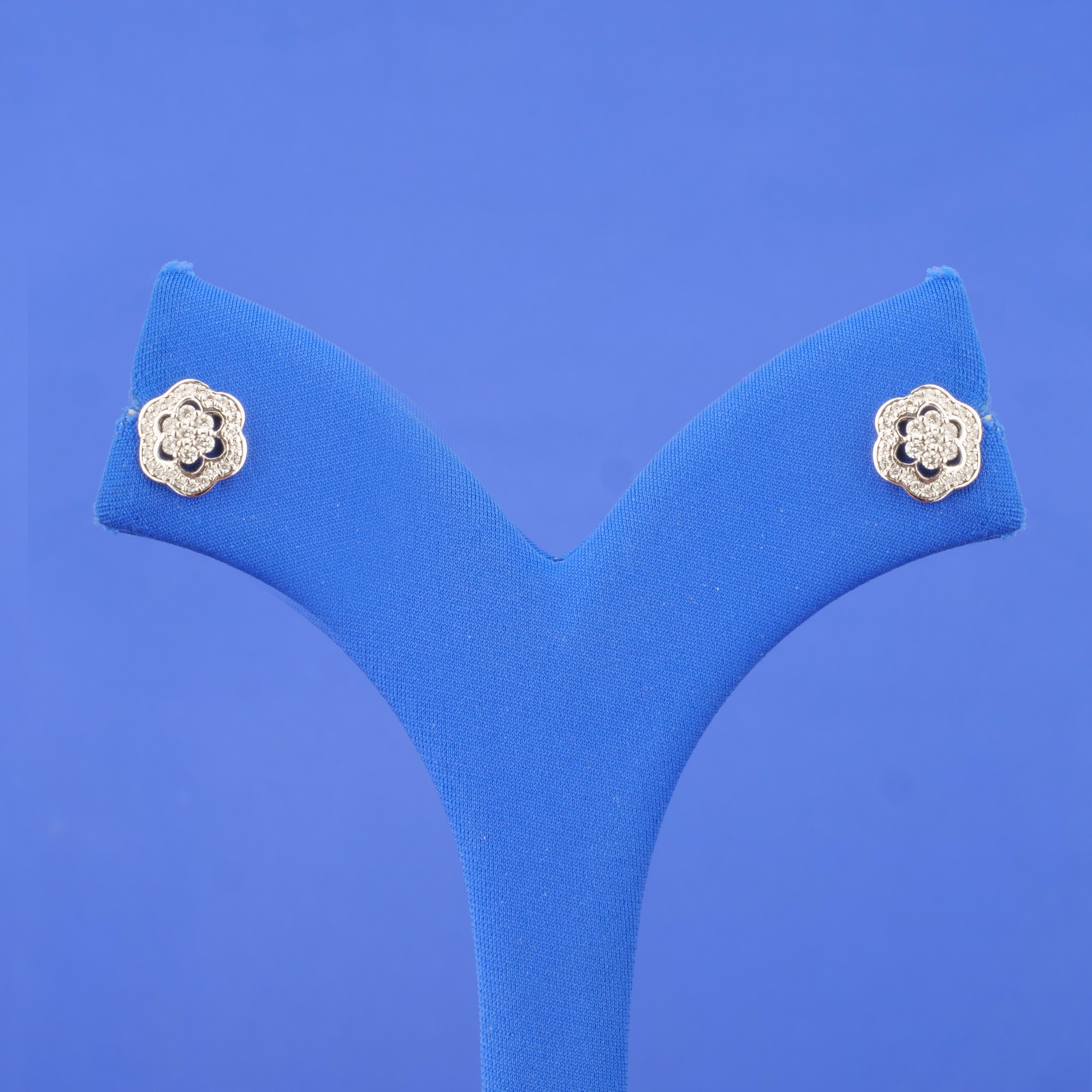 18K White Gold Diamond Earrings