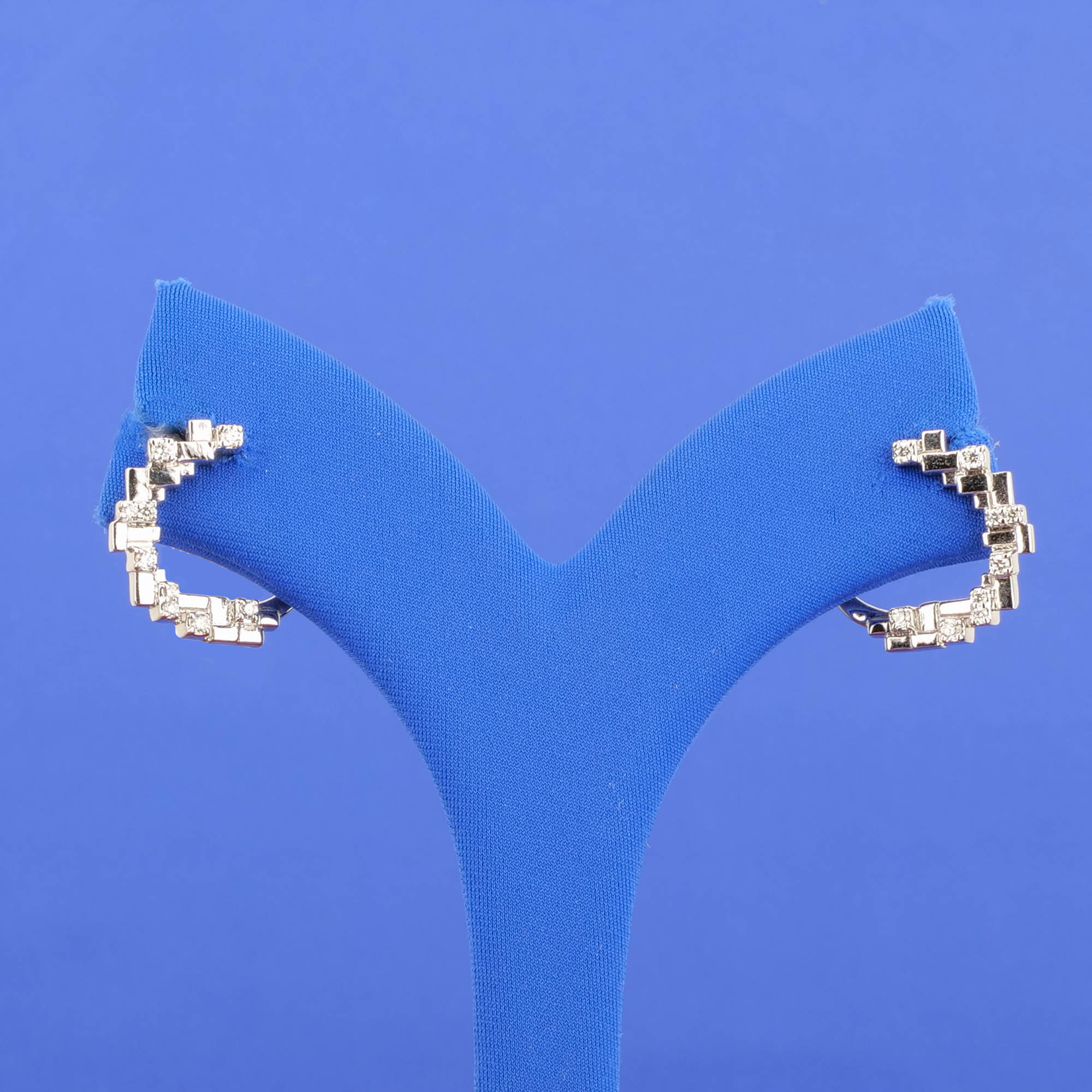 18K White Gold Diamond Earrings