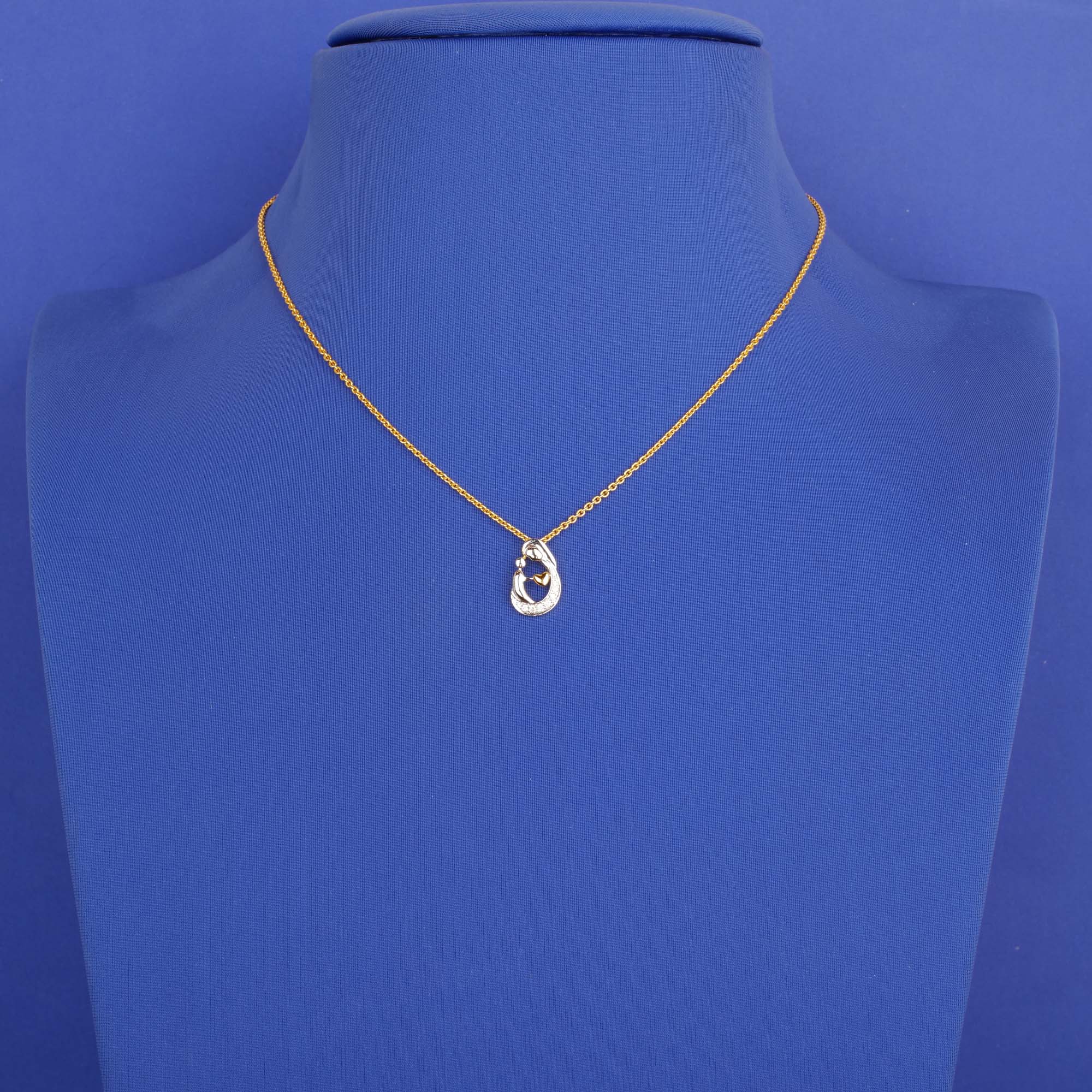 18K Yellow Gold Diamond Necklace