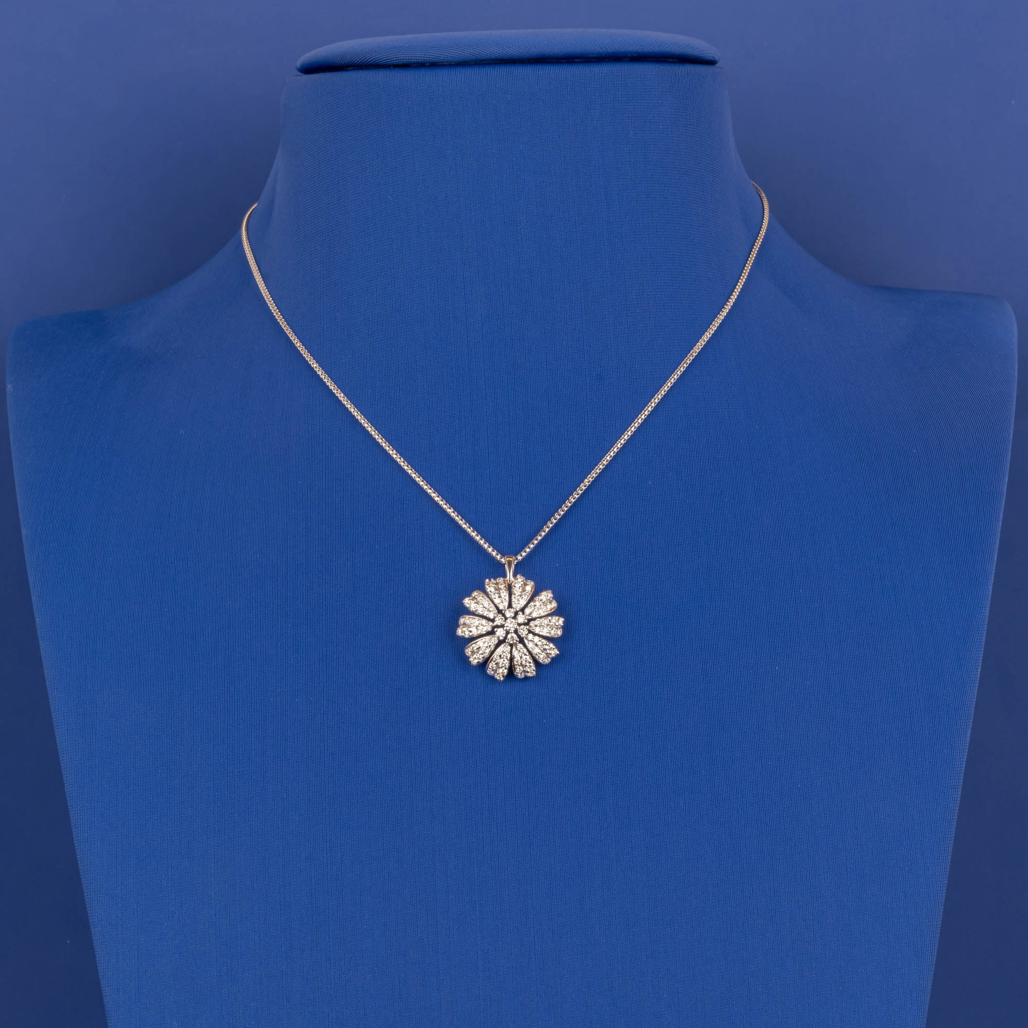 Moonlit Sparkle: Captivating 18K White Gold Diamond Pendant (chain not included)