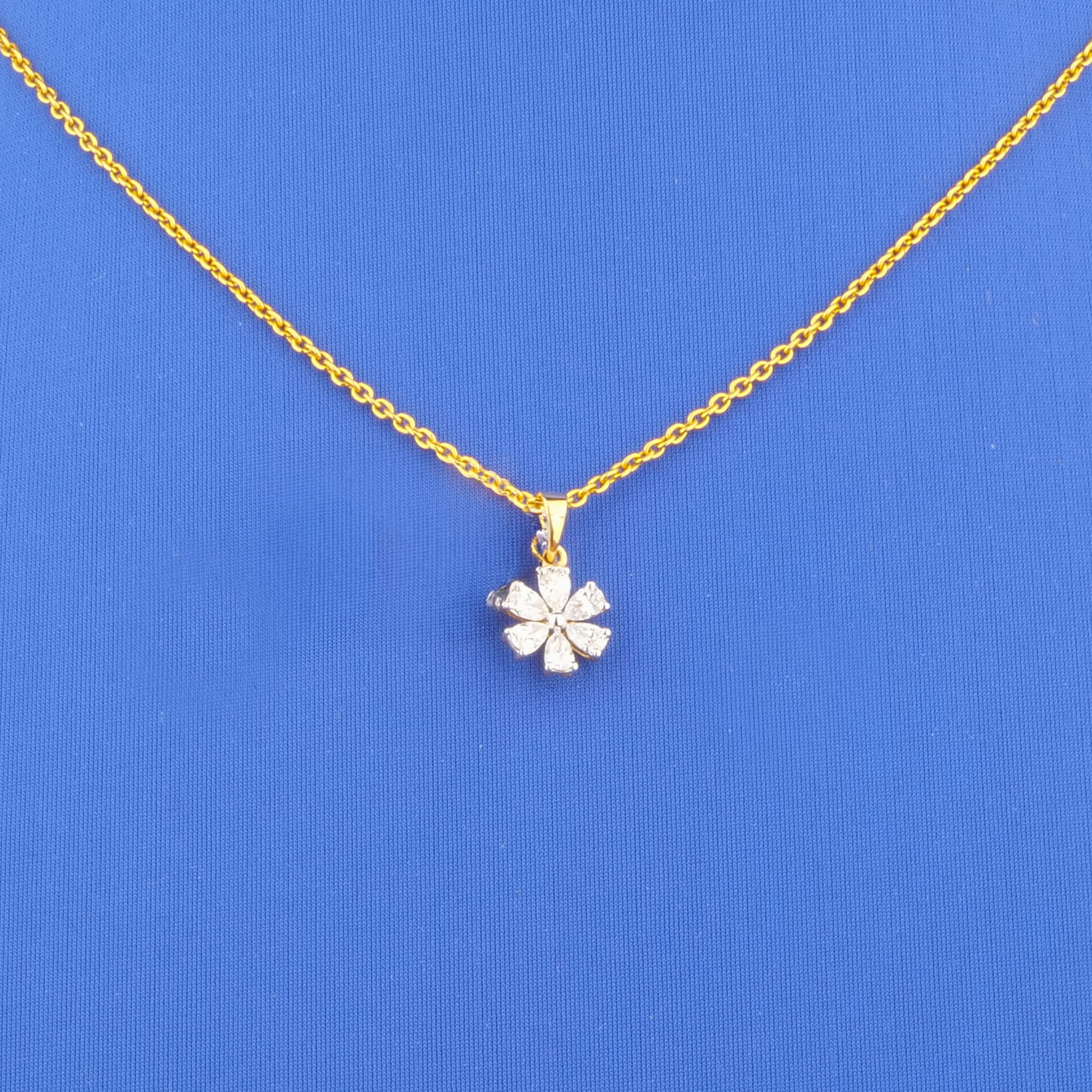 18K Yellow Gold Diamond 'Daisy' Pendant (chain not included)