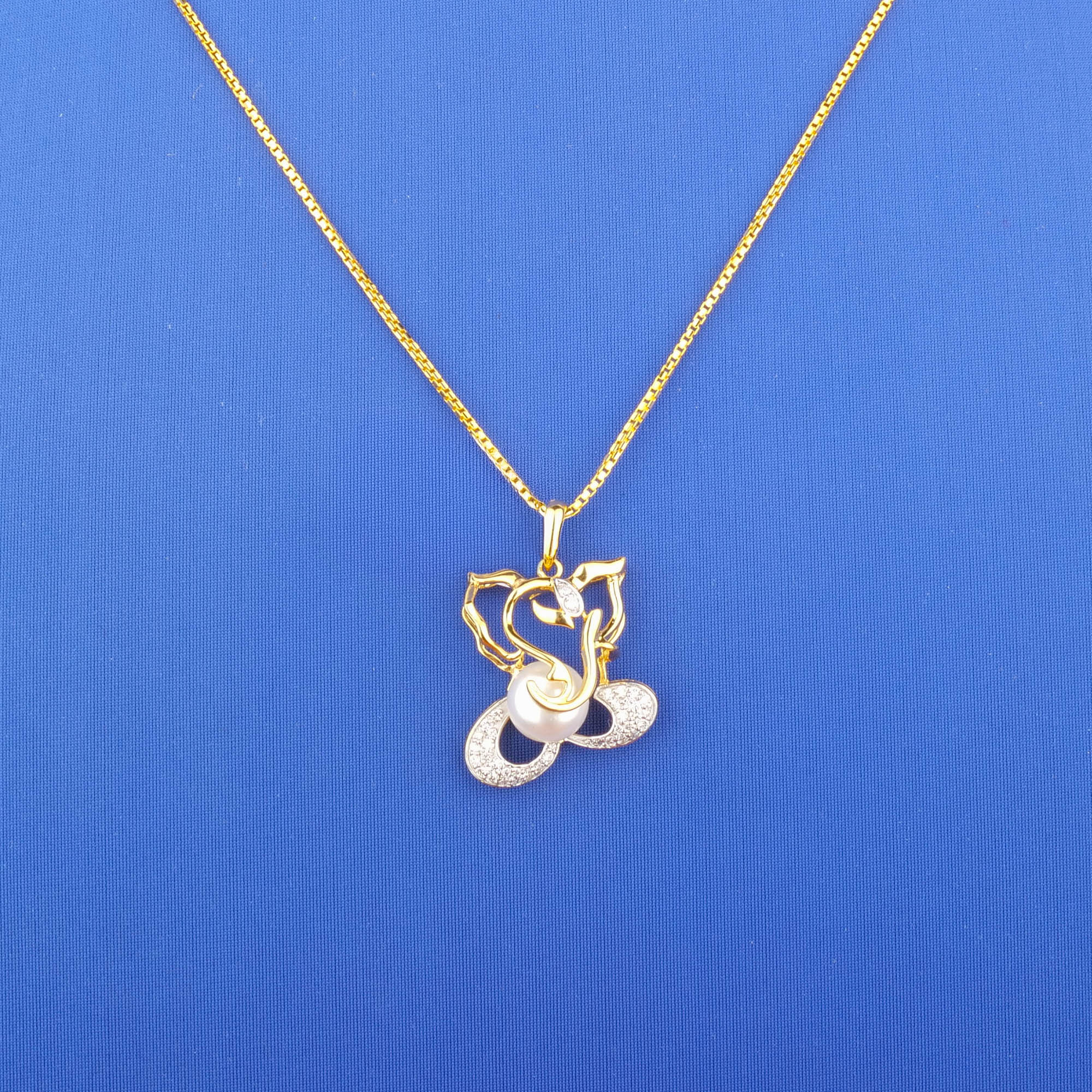 18K Yellow Gold Diamond 'Ganesha' Pearl Pendant