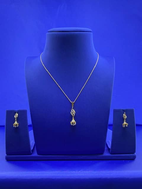 Gleaming Whispers: Handmade 18k Yellow Gold Diamond Pendant and Earrings Set (Chain not included)