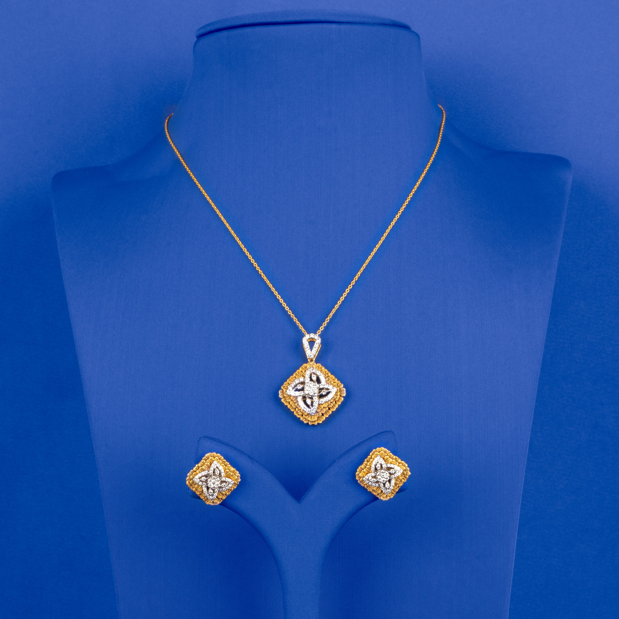 Radiant Reflections: Handmade 18k Yellow Gold Diamond Pendant and Earrings Set (Chain not included)