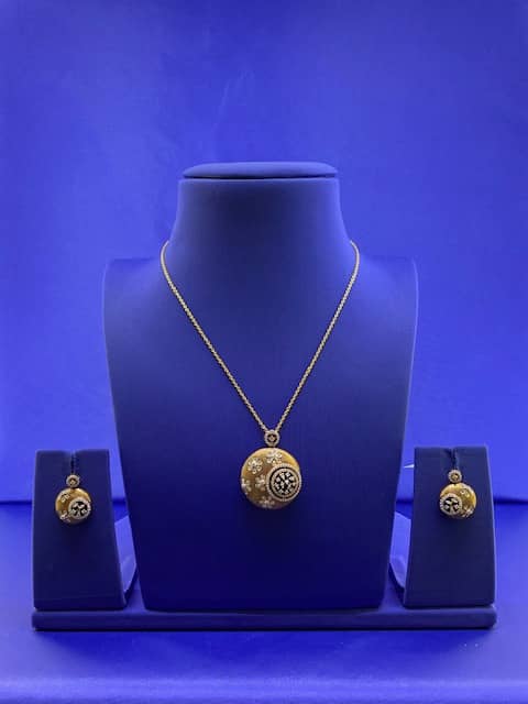 Handmade 18k Rose Gold Diamond Pendant and Earrings Set (Chain not included)