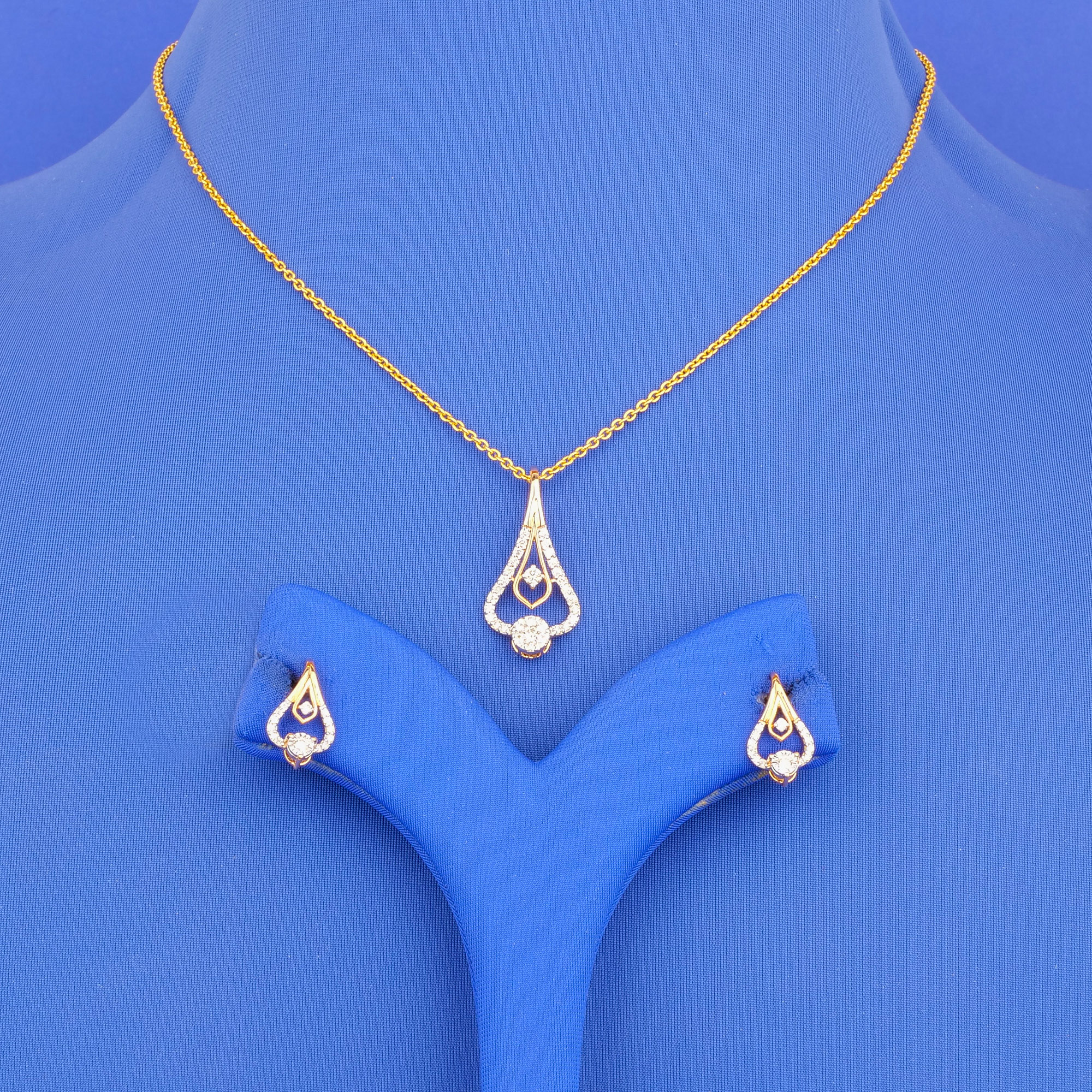 18K Roes Gold Diamond Pendant and Earring set (chain not included)