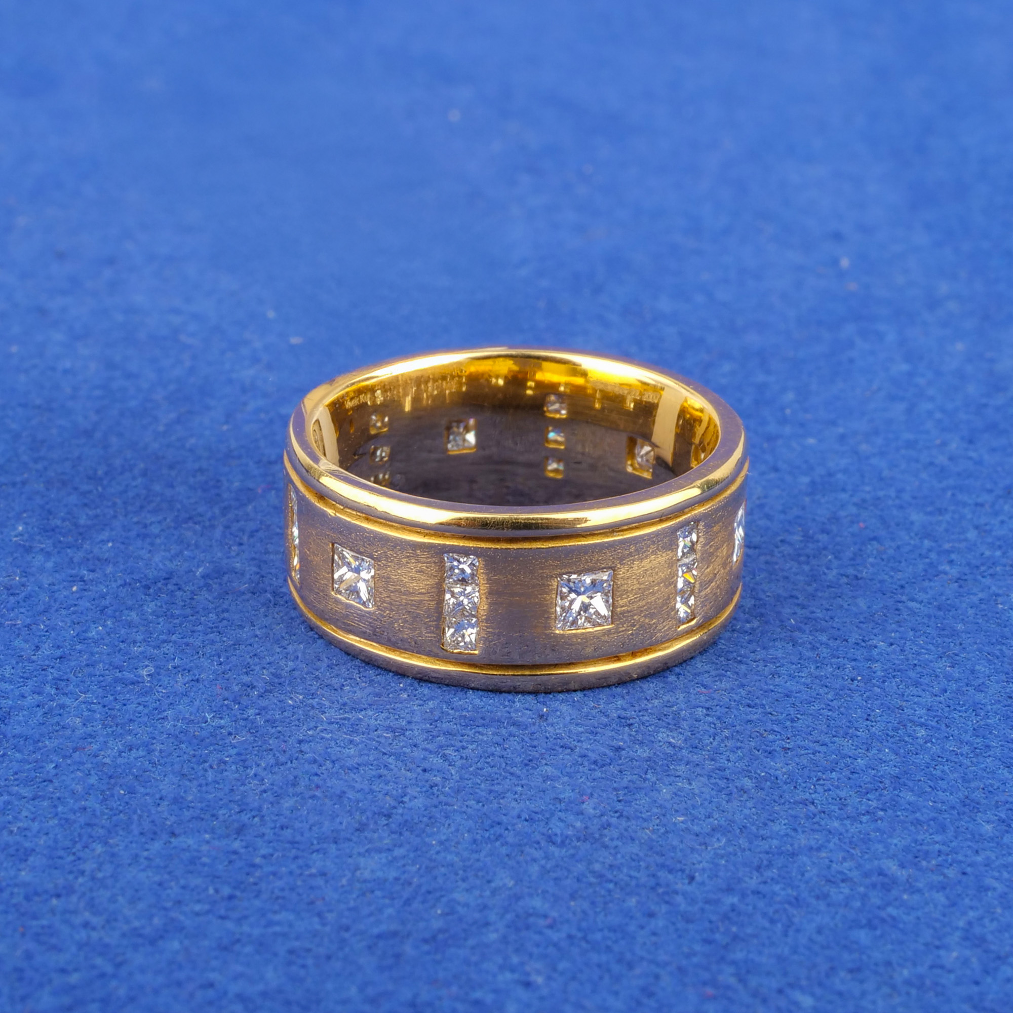 18k Yellow Gold Diamond Ring