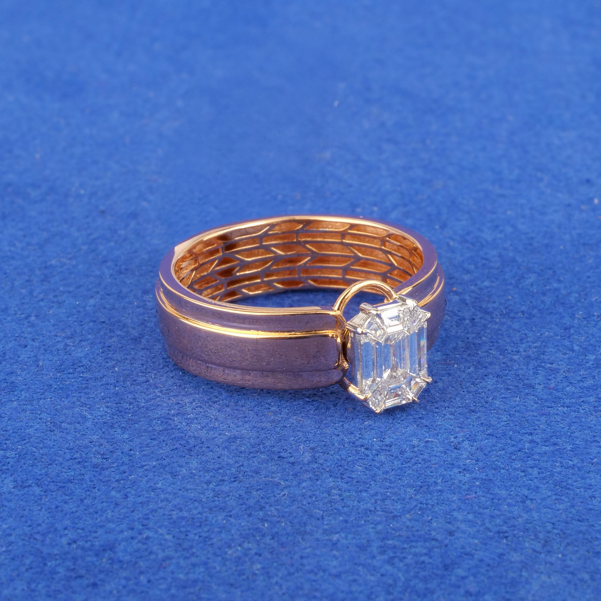18K Rose Gold Diamond Ring