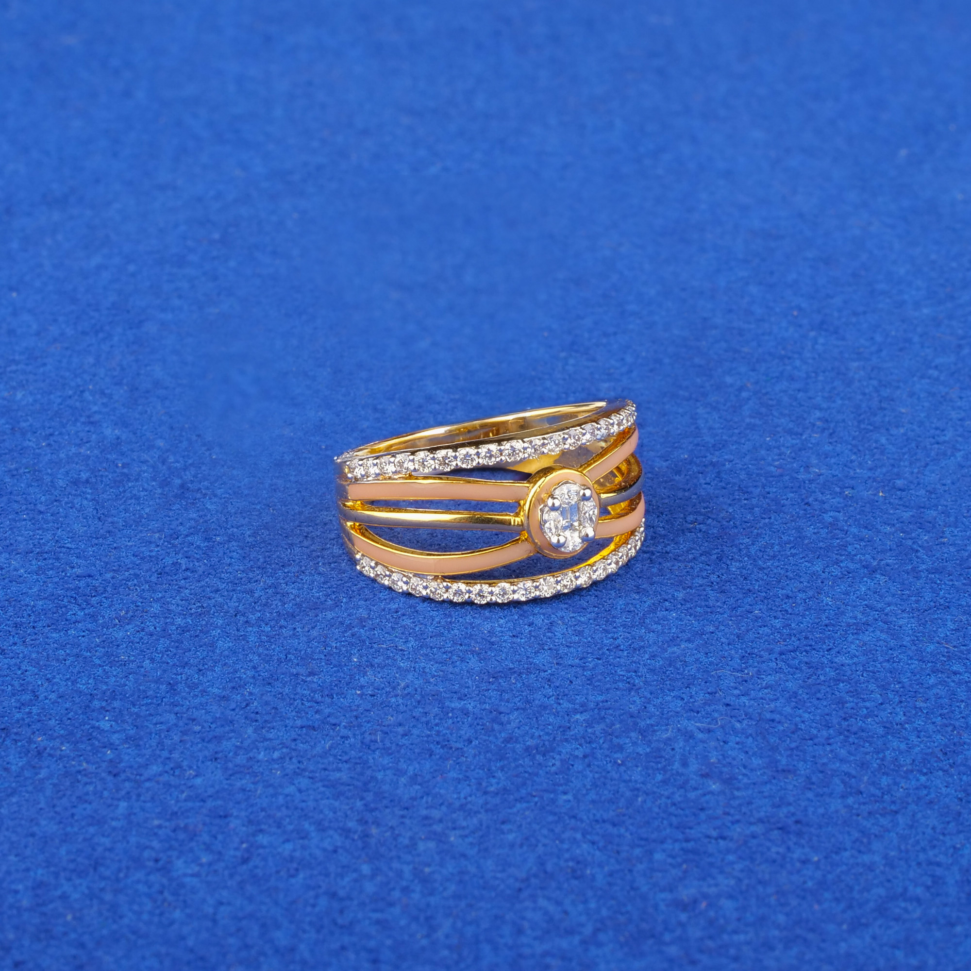 18K Yellow Gold Diamond Ring w/ Enamel