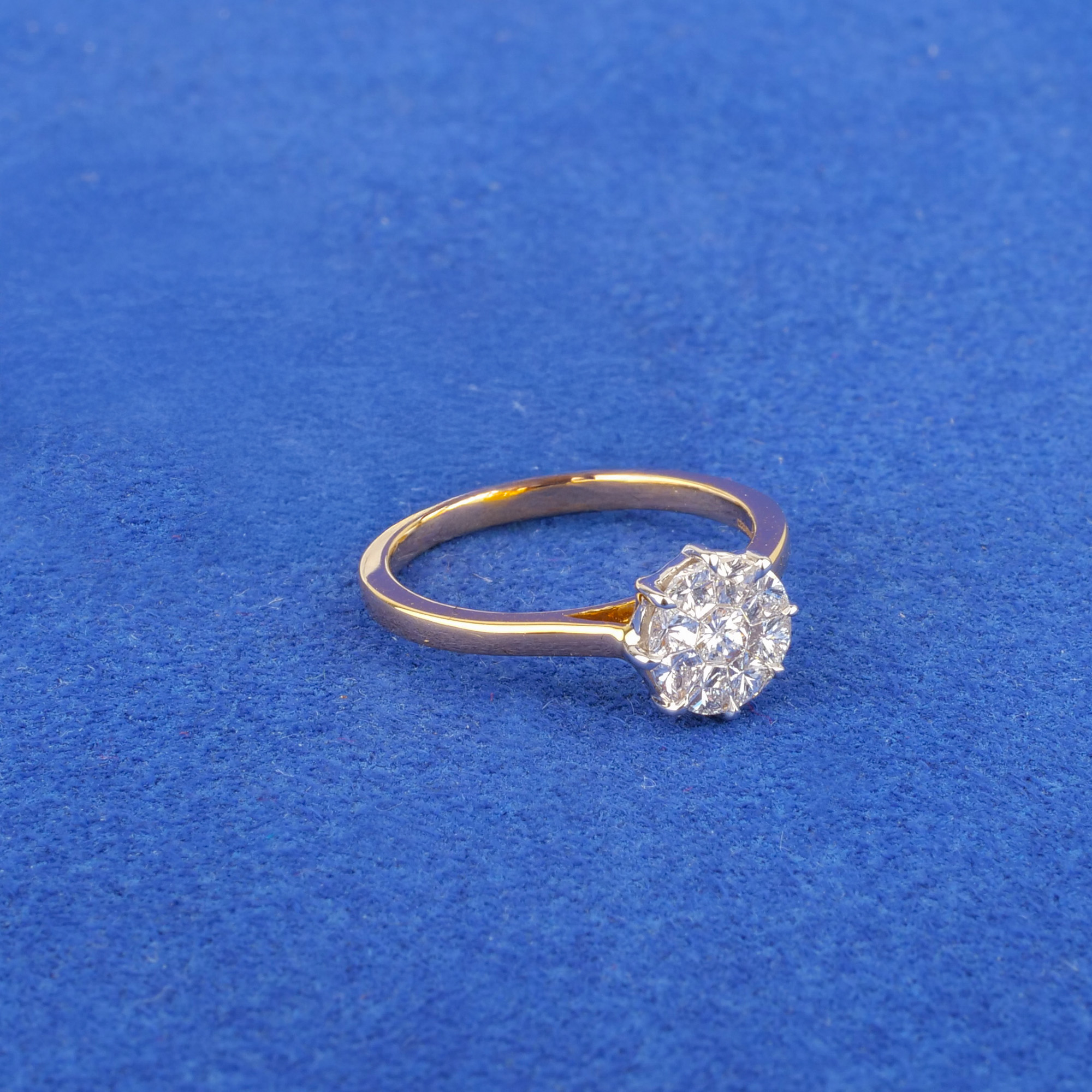 18K White Gold & Yellow Gold Diamond Ring