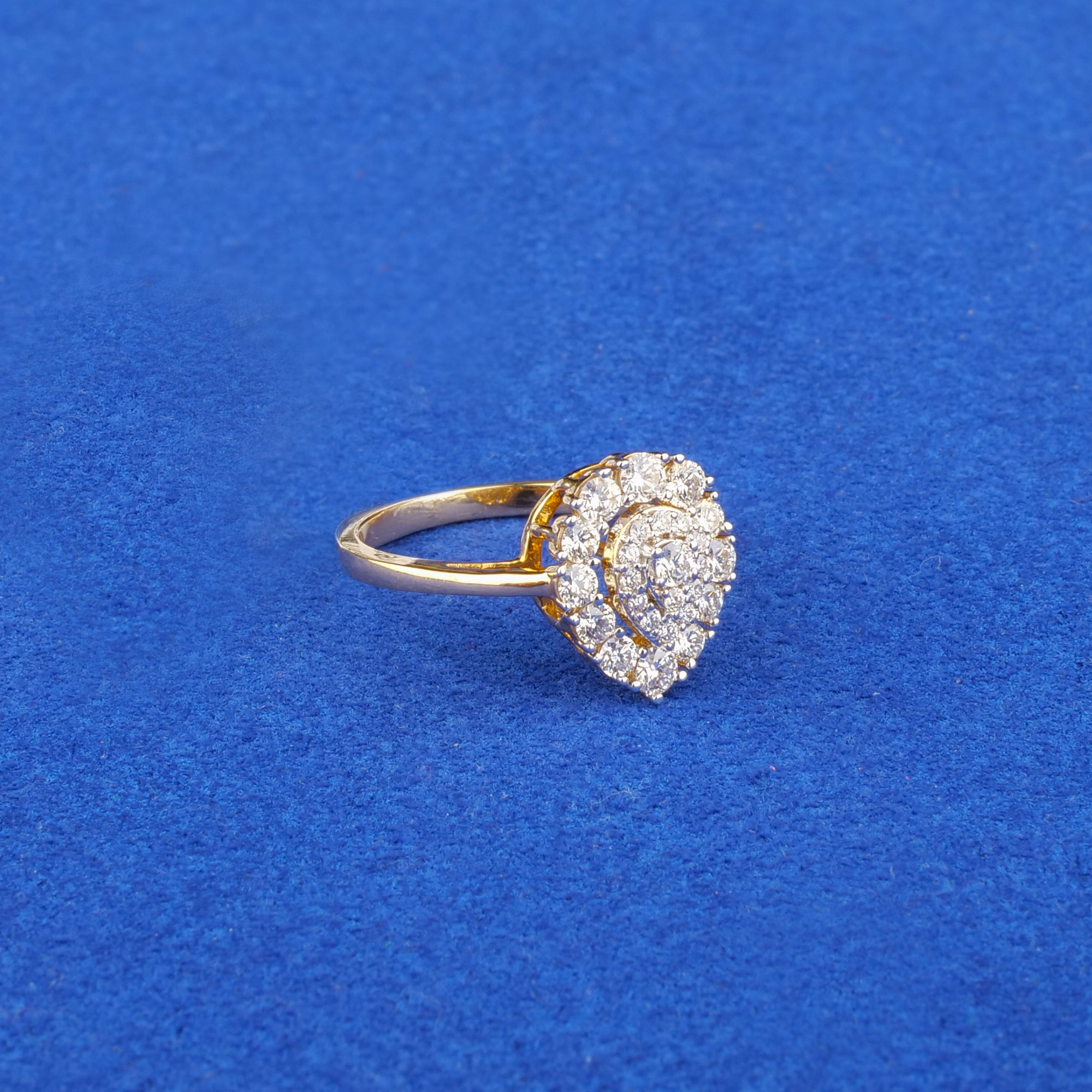 18K Yellow Gold Diamond Ring