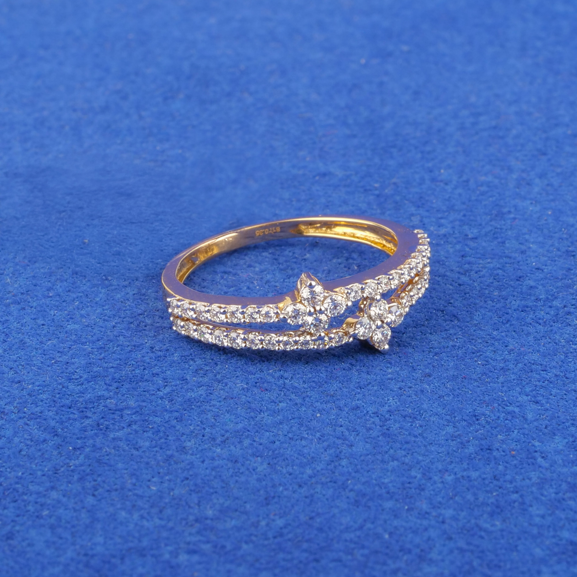 18K Yellow Gold Diamond Ring