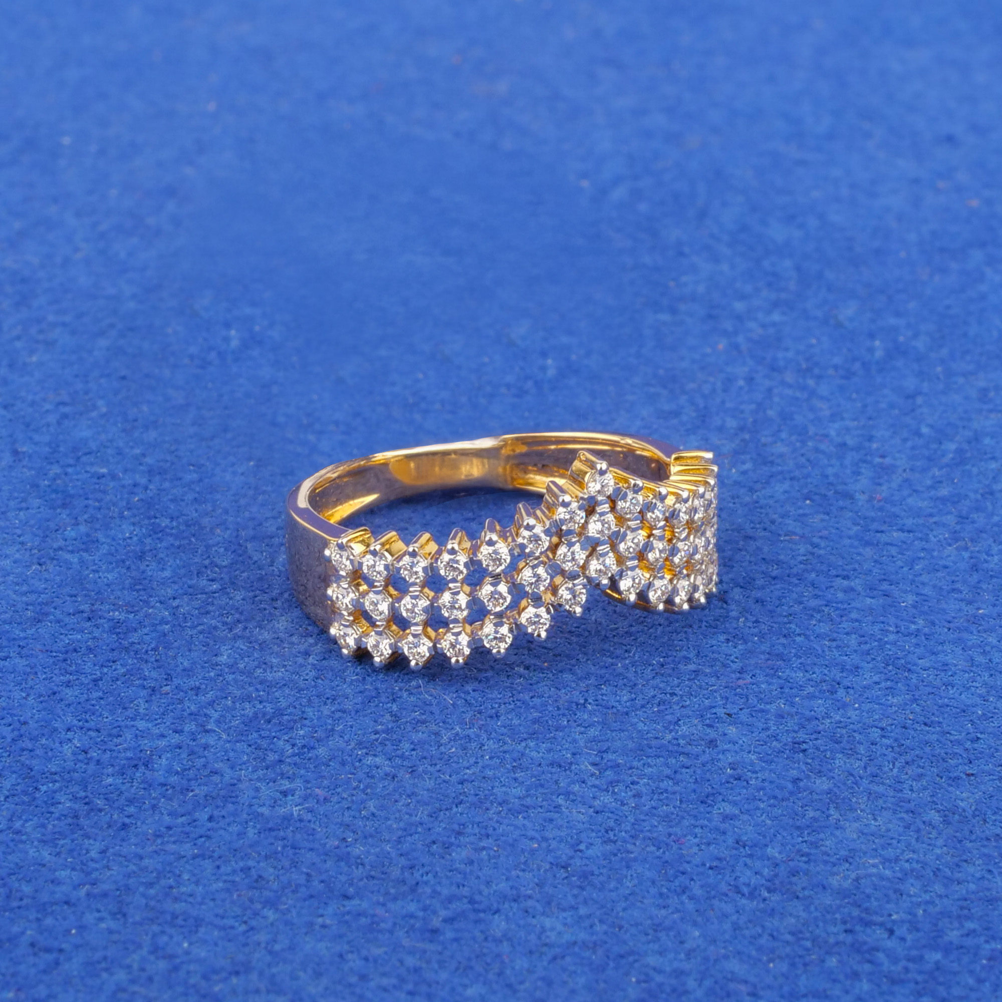 18K Yellow Gold Diamond Ring