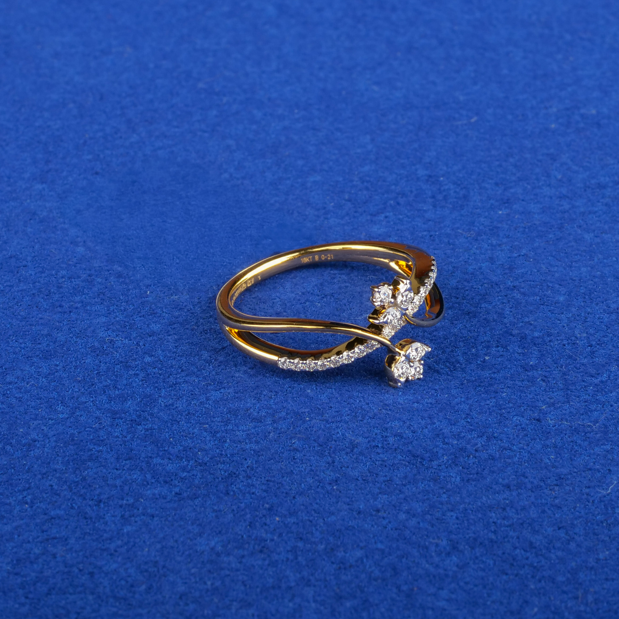 18K Yellow Gold Diamond Ring