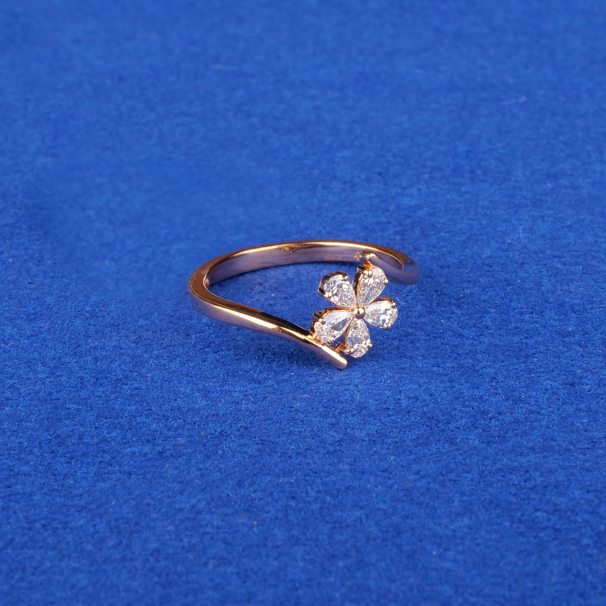 18K Rose Gold Diamond Ring