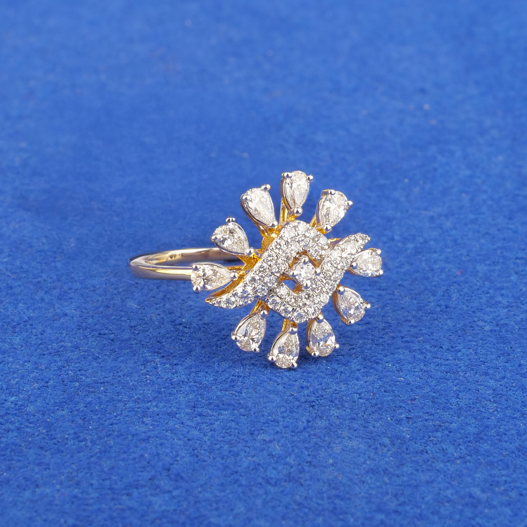 18K Yellow Gold Diamond Ring