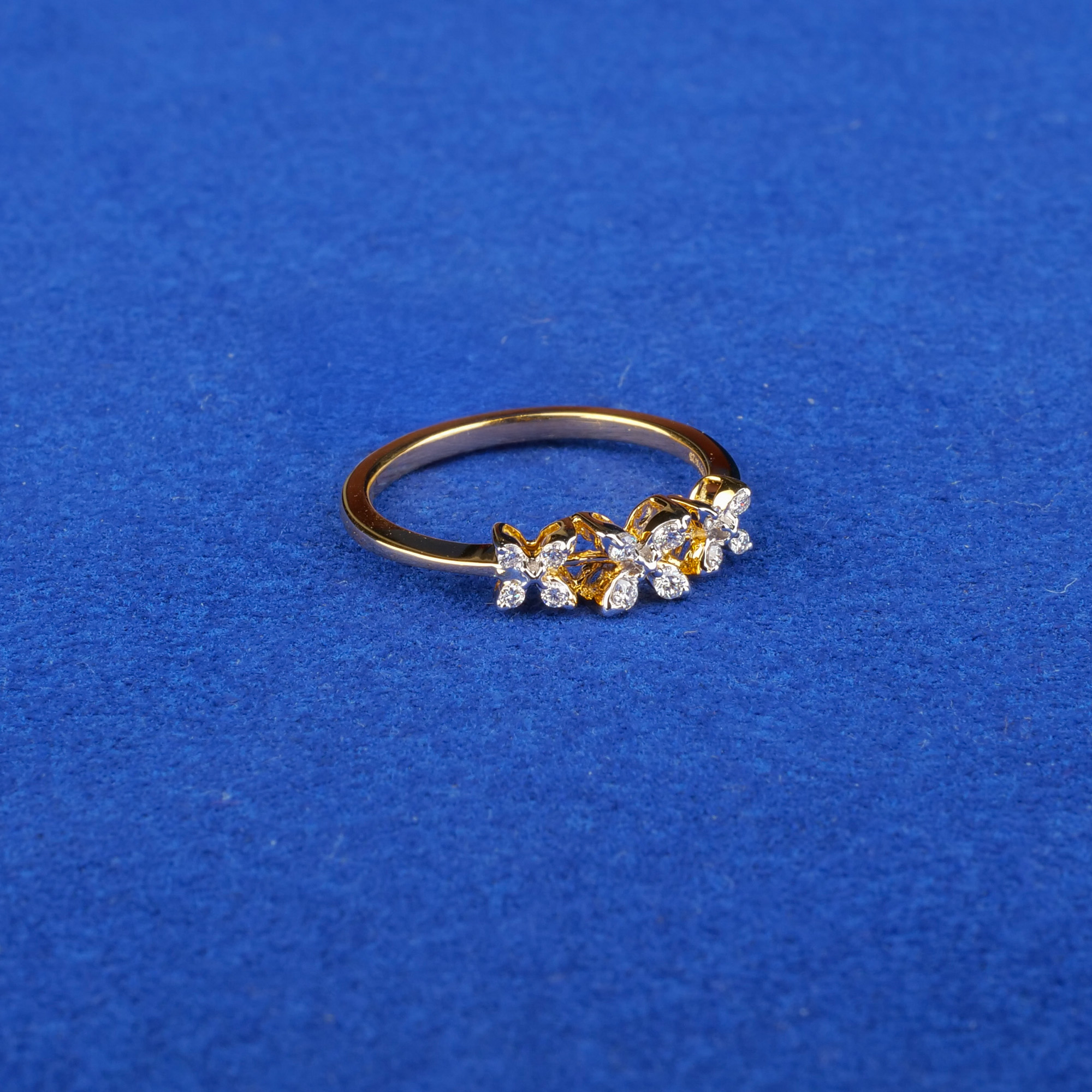 18K Yellow Gold Diamond Ring