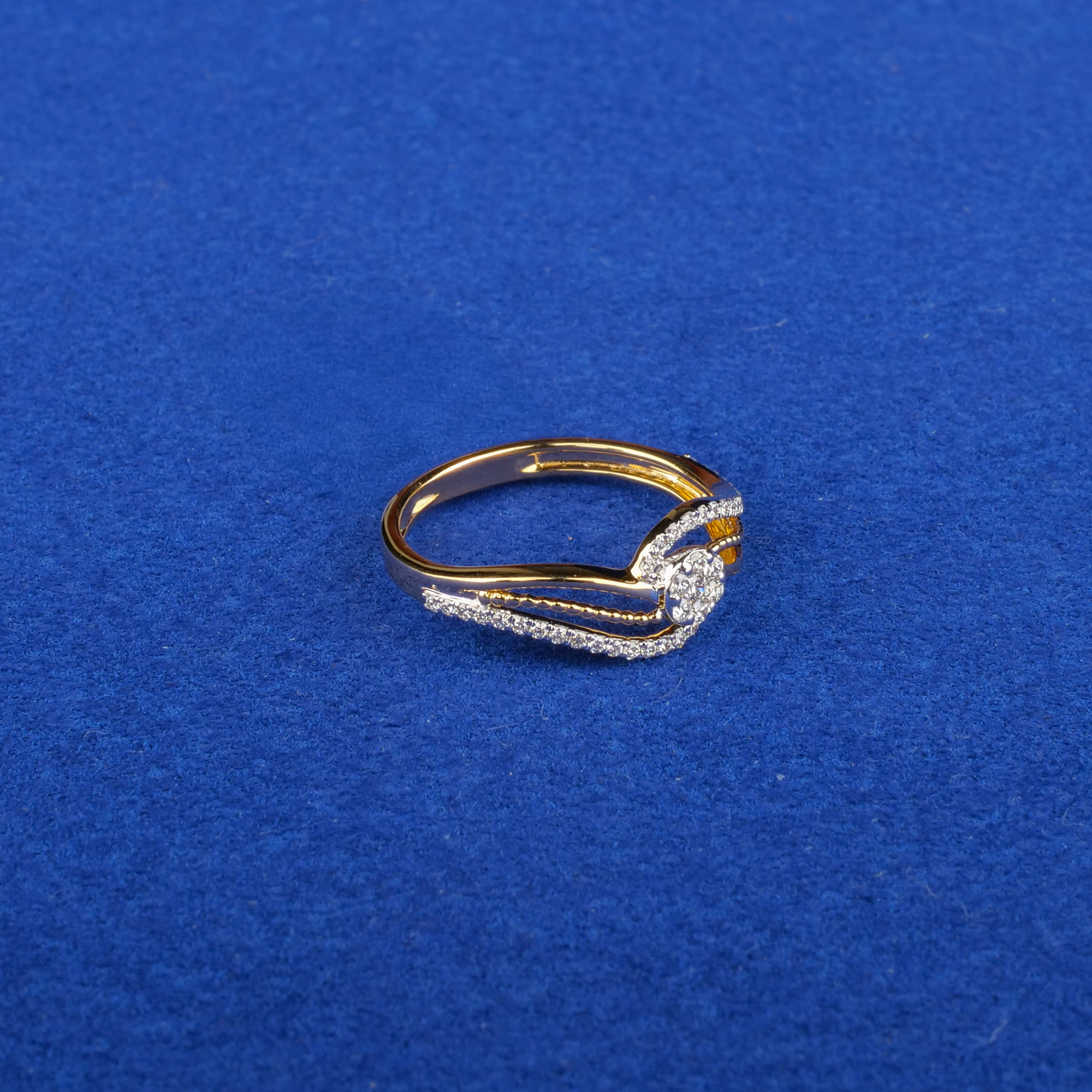 18K Yellow Gold Diamond Ring