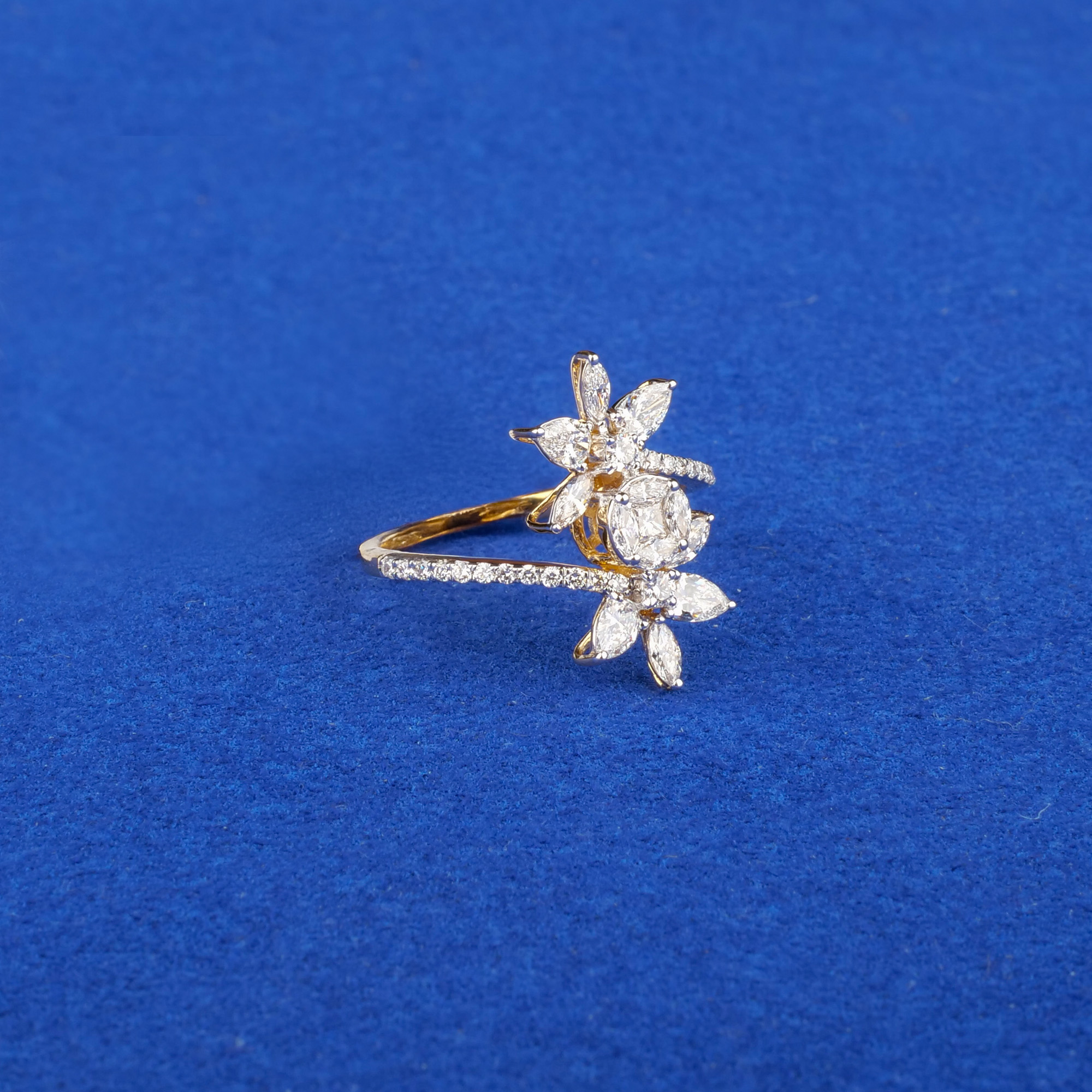 18K Yellow Gold Diamond Ring